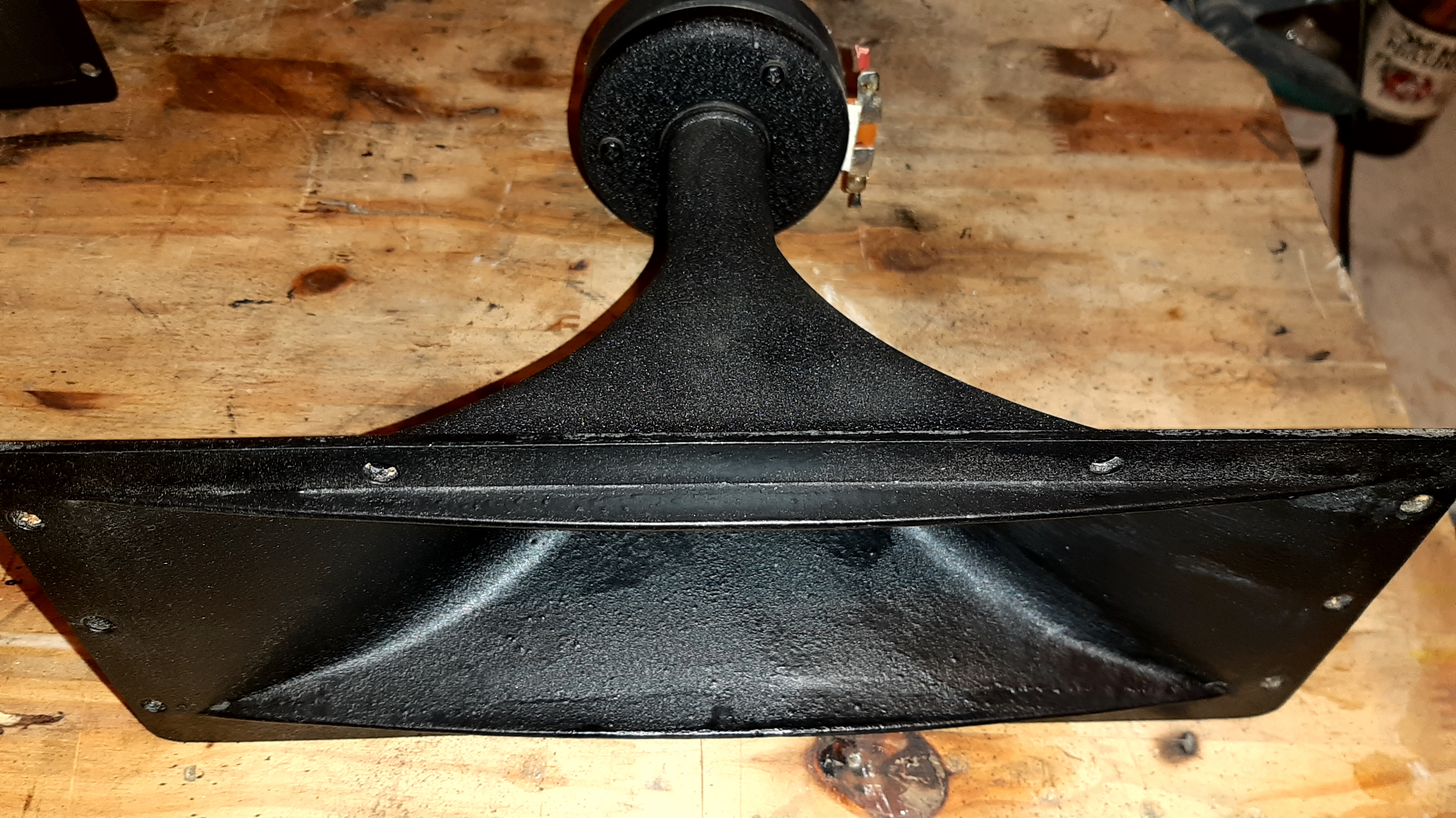 1 seul , compression Monacor HS-200 