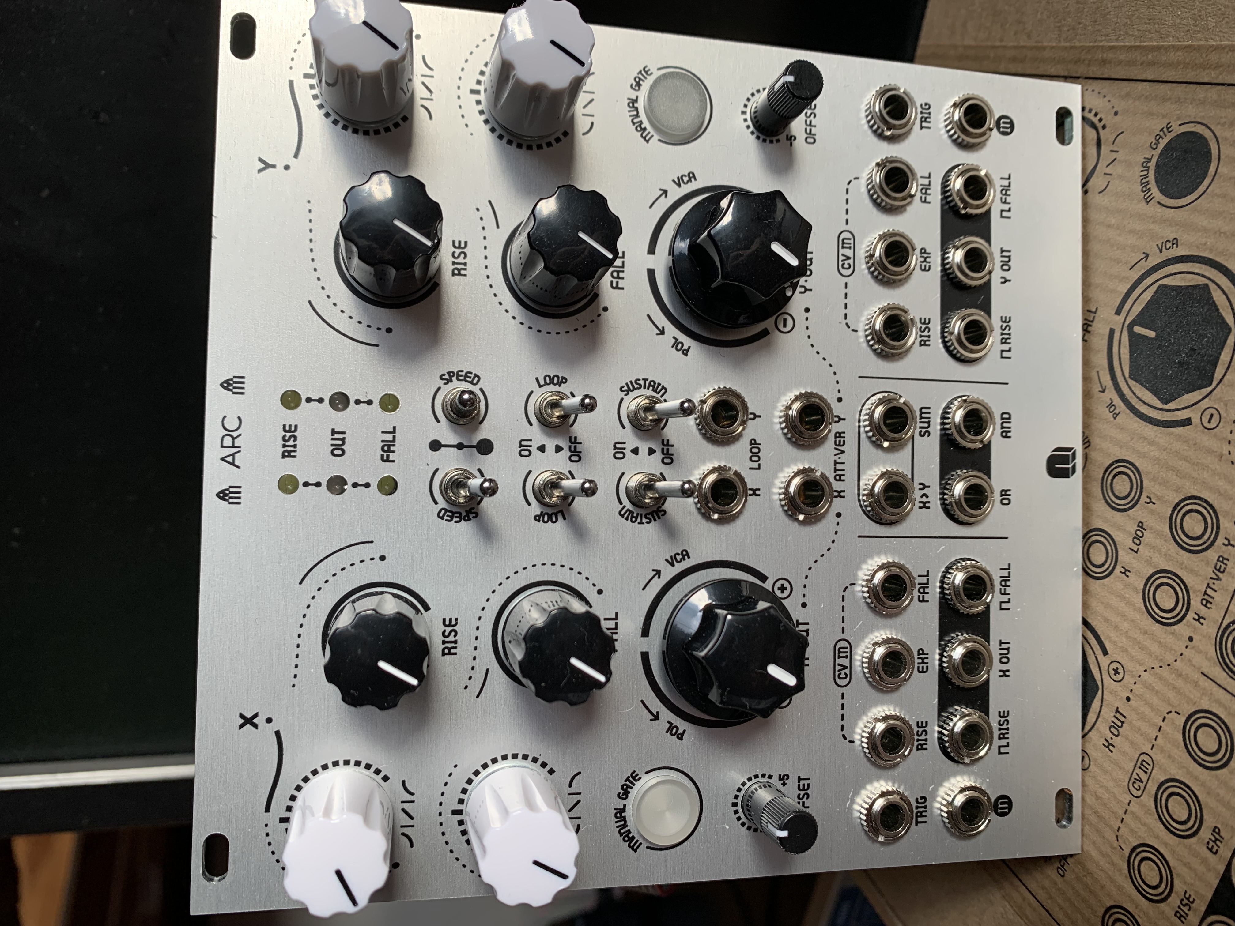 ARC -nano modules- spécial silver aluminium panel