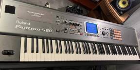 Vends Clavier Arrangeur Roland Fantom S-88 !!