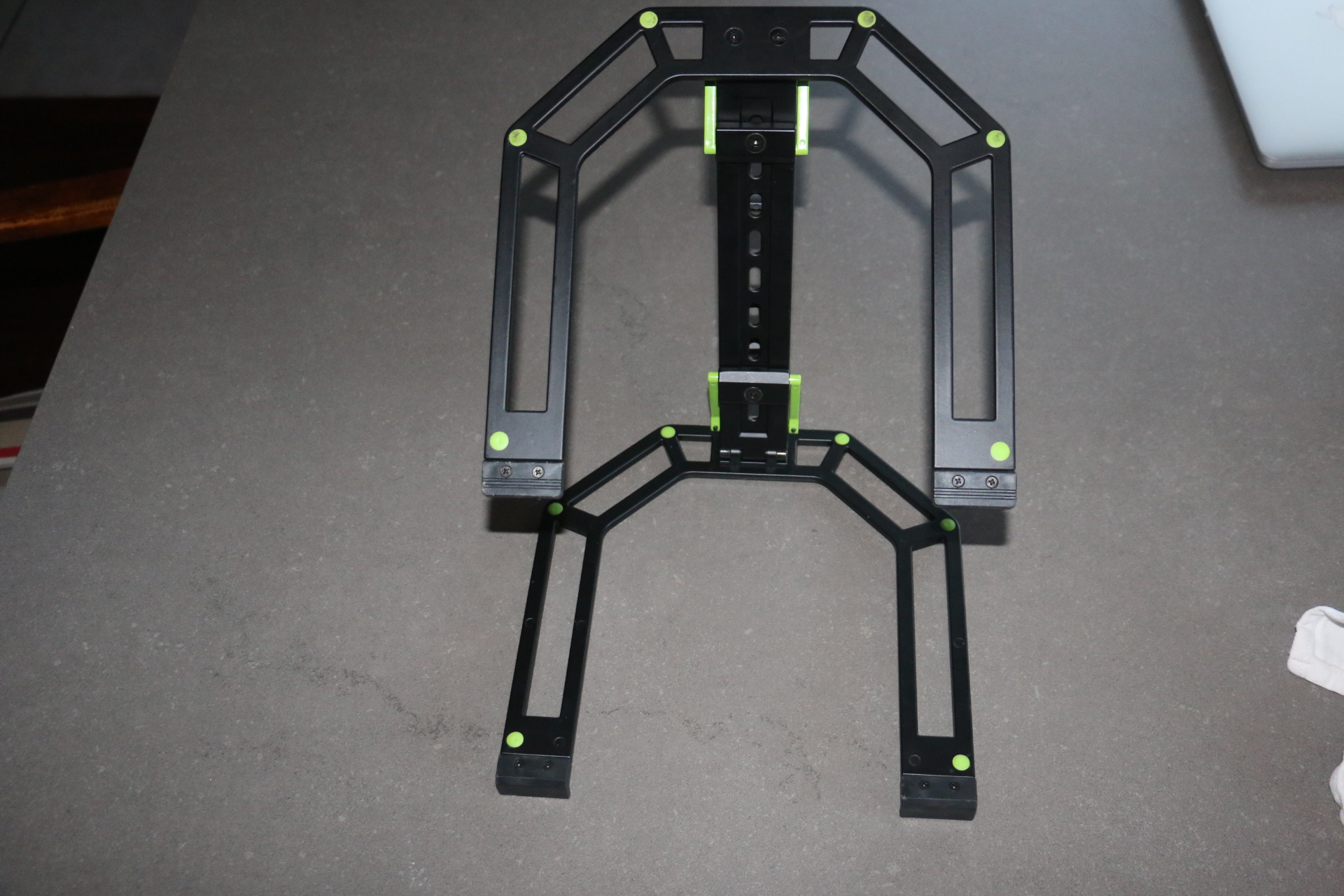 Vends Support pliable pour ordinateur portable/contrôleur