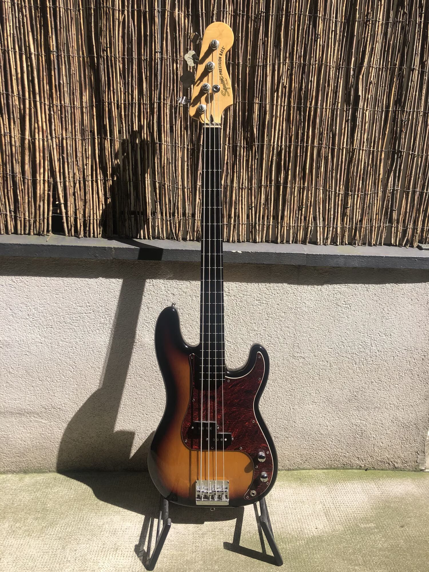 Squier Vintage Modified Precision Fretless 2013