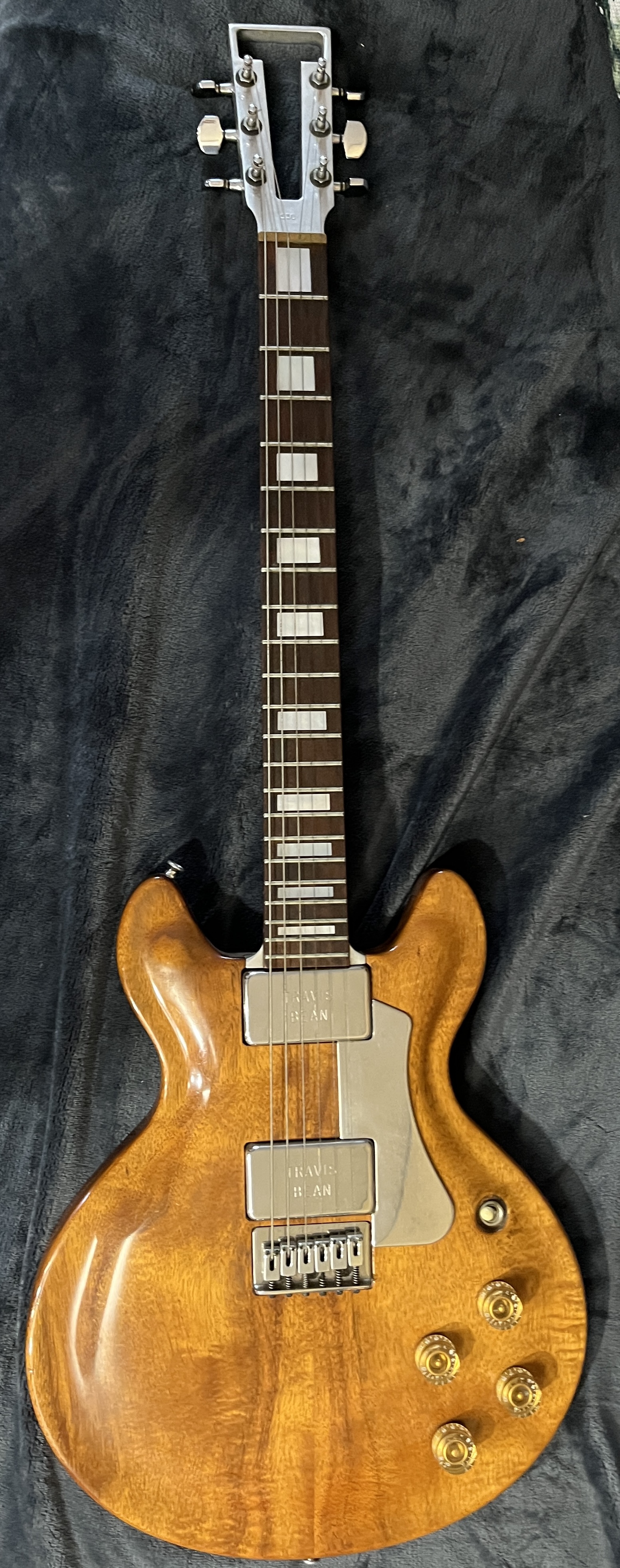 Guitare Travis Bean TB 1000s 1970s