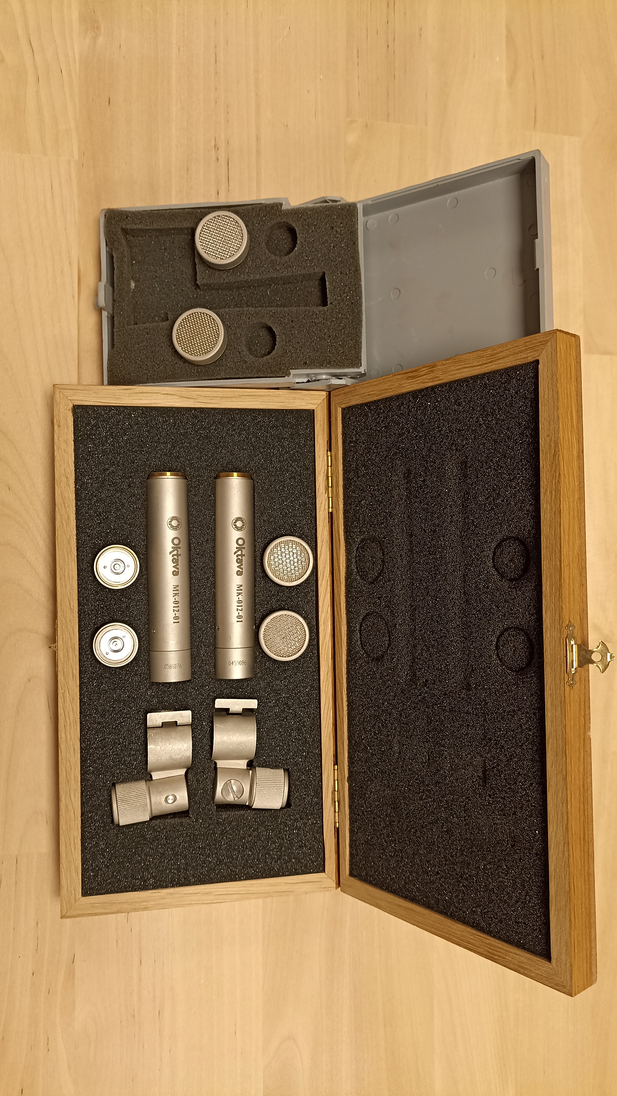 Paire de micros statiques Oktava MK 012-01 avec différentes capsules