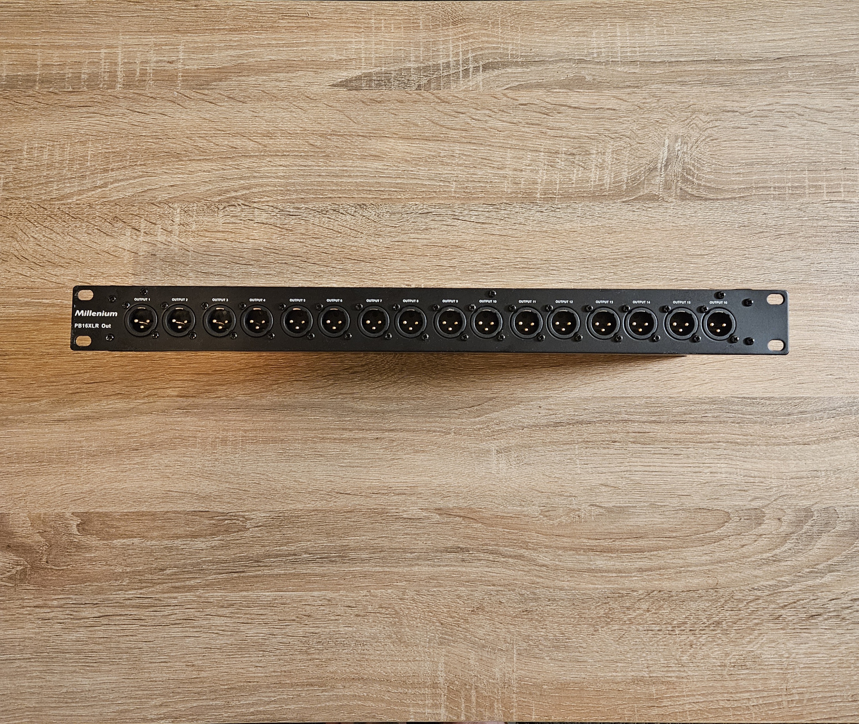 Millenium PB16 XLR In/Out