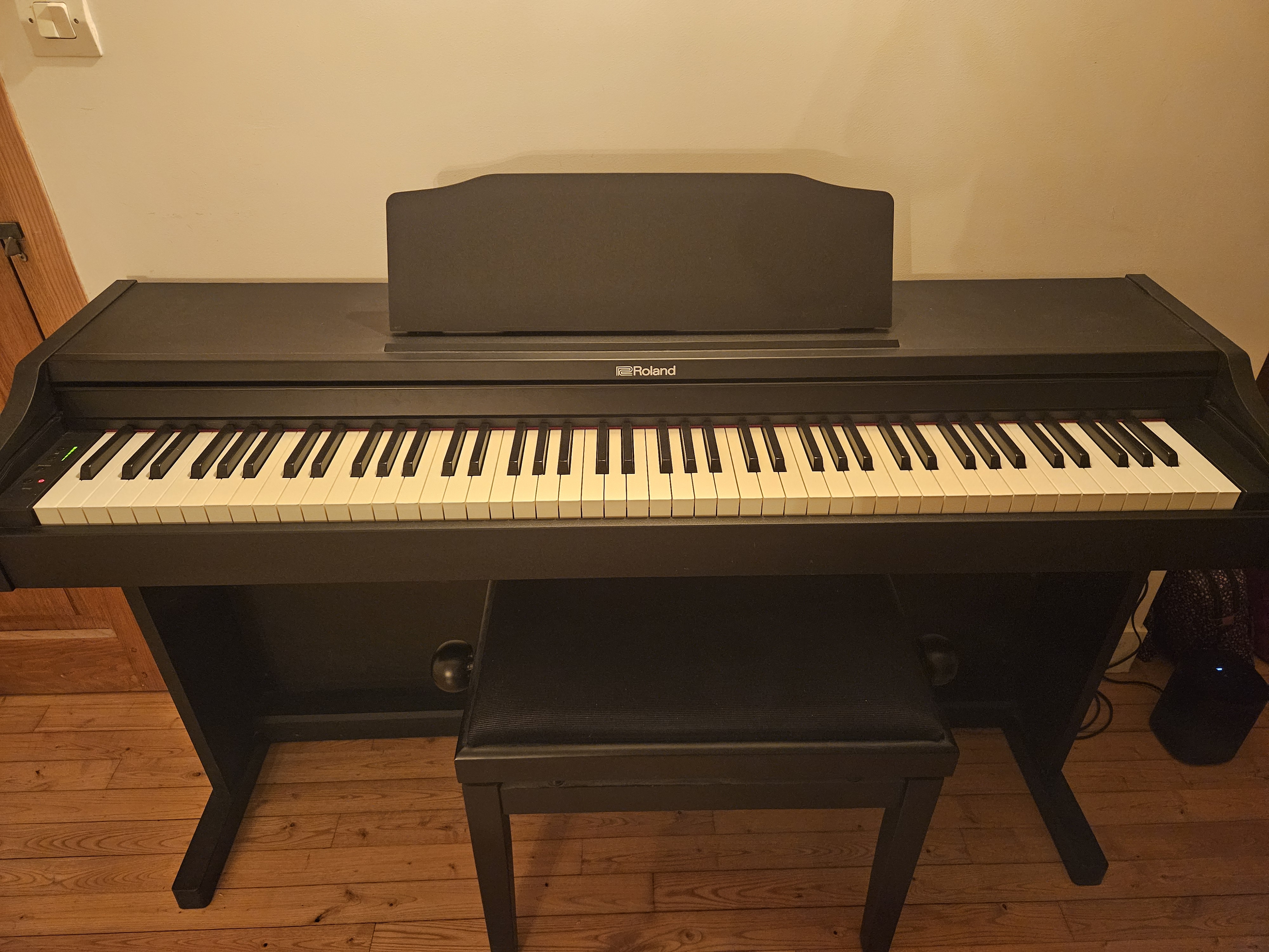Vends piano numérique ROLAND