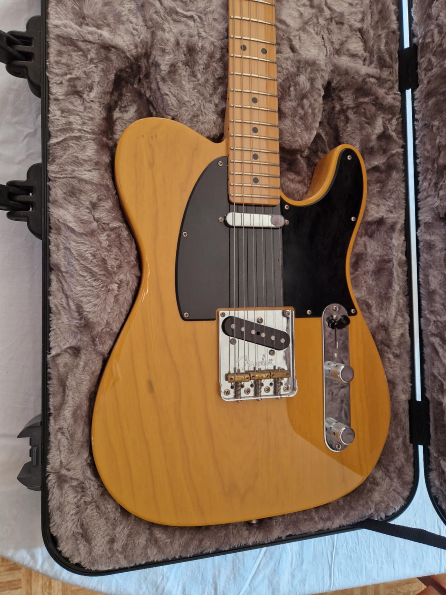 Vends Fender American Professional Telecaster Butterscotch Blonde