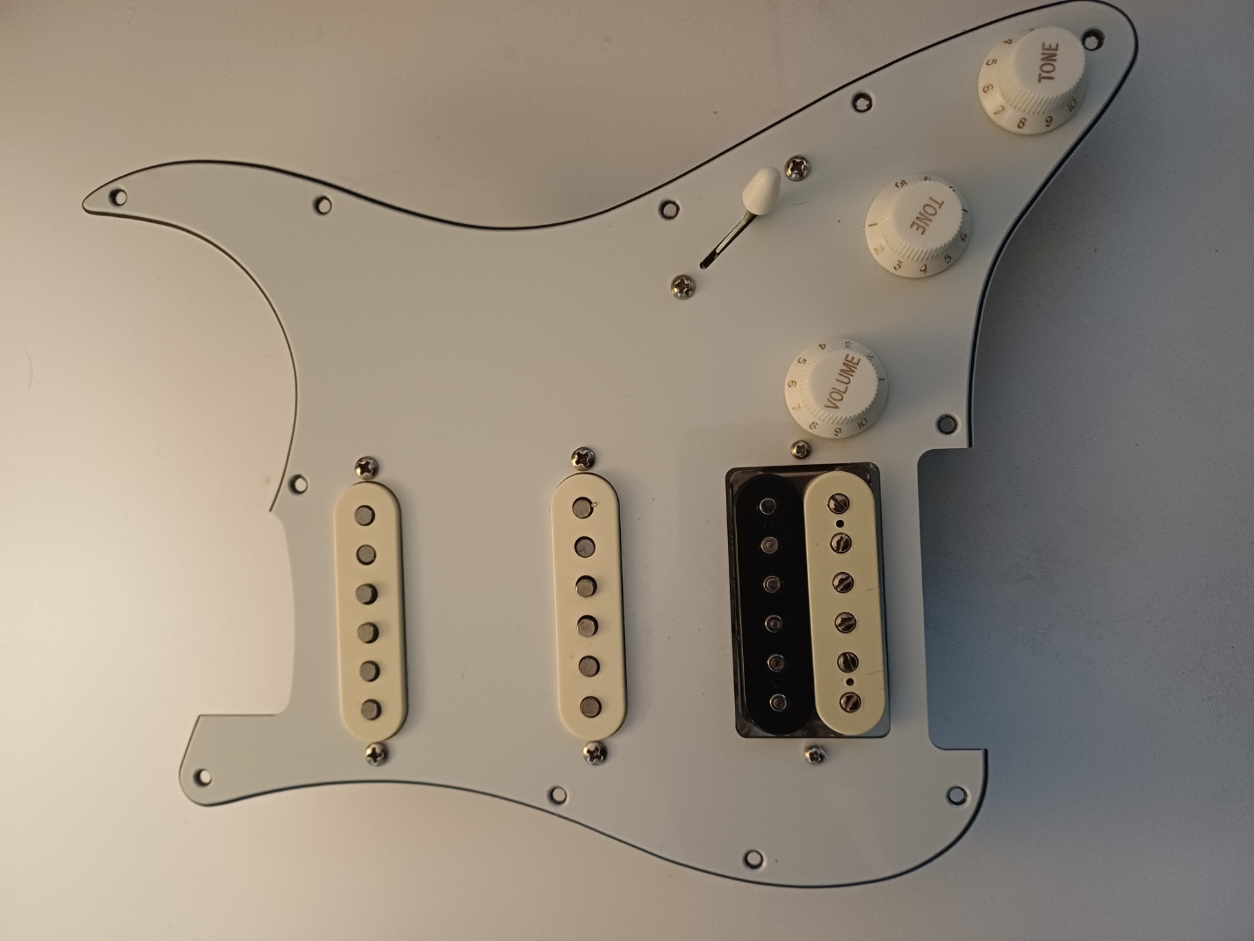 Pickguard HSS Stratocaster