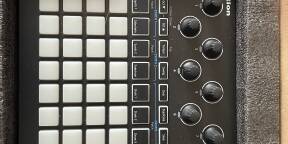 Vends Novation Circuit