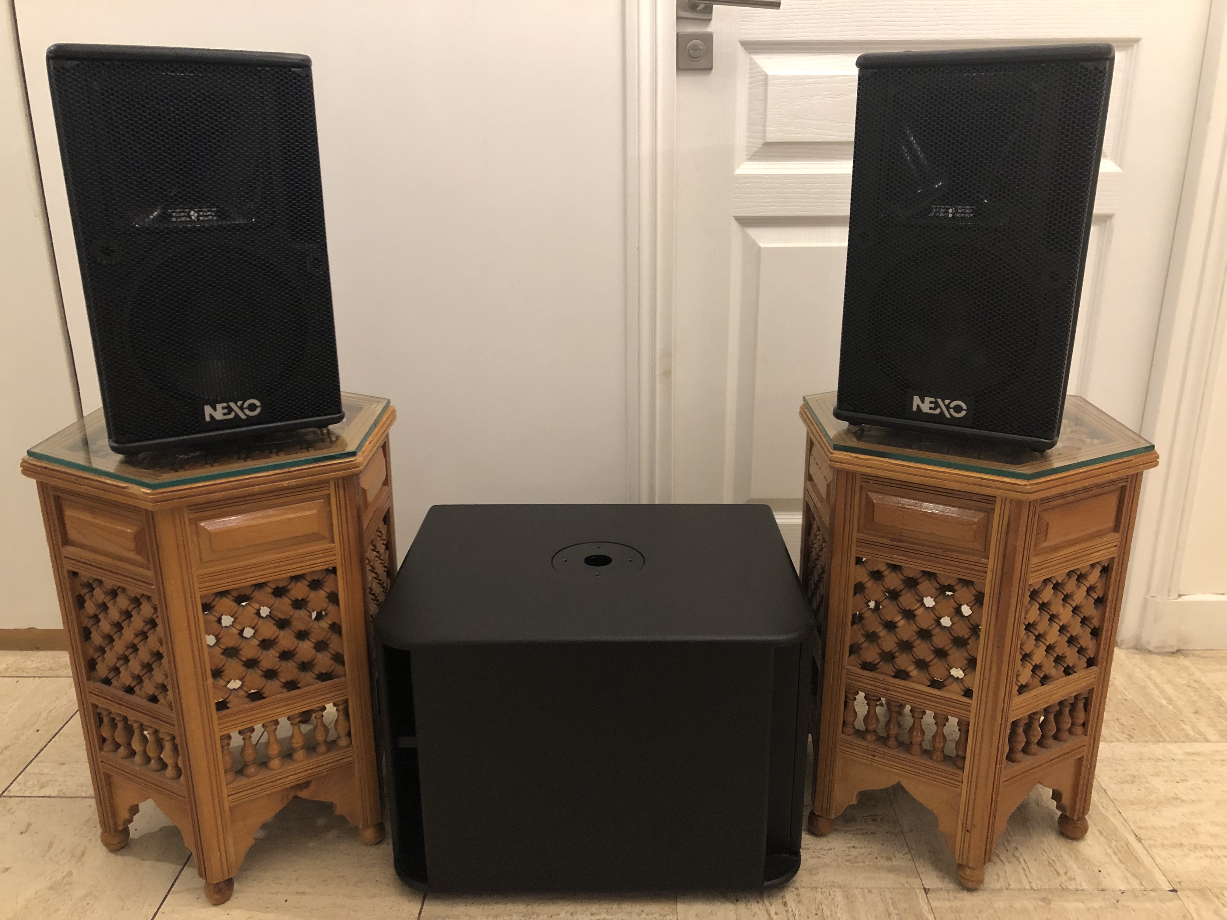 Nexo Système PS8 R2 état Neuf