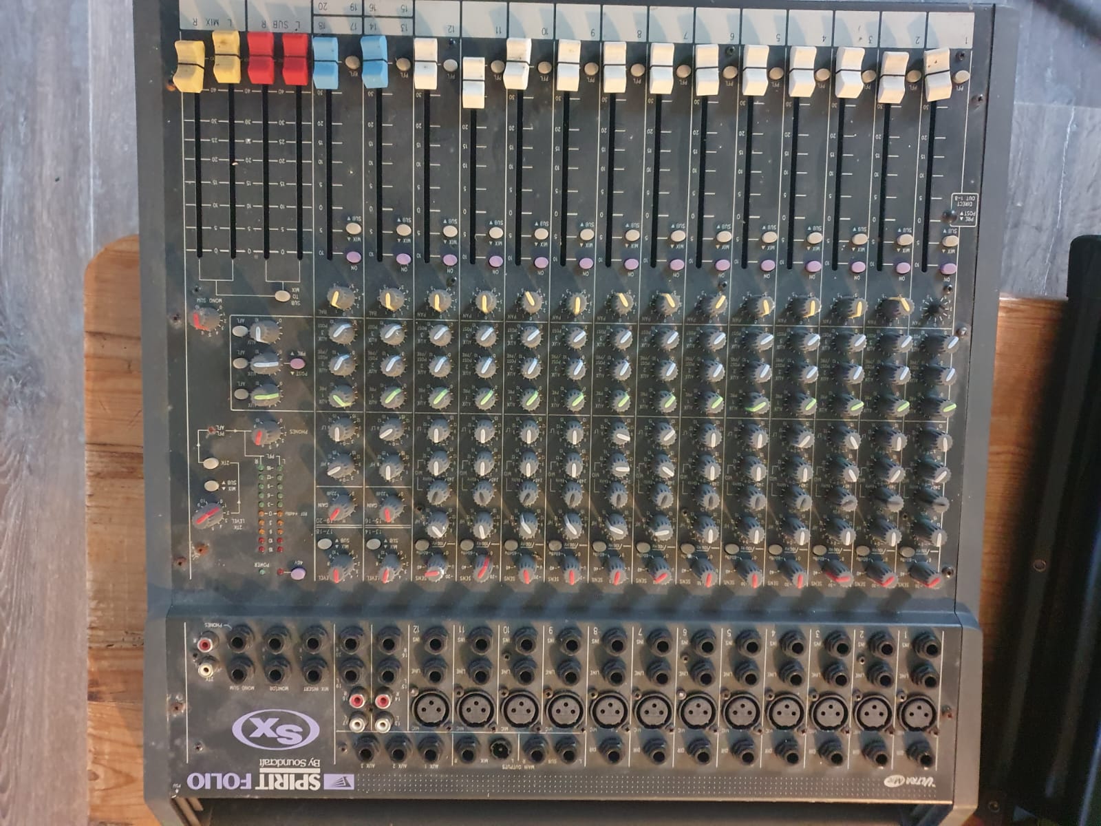 Vends Soundcraft Spirit Folio SX