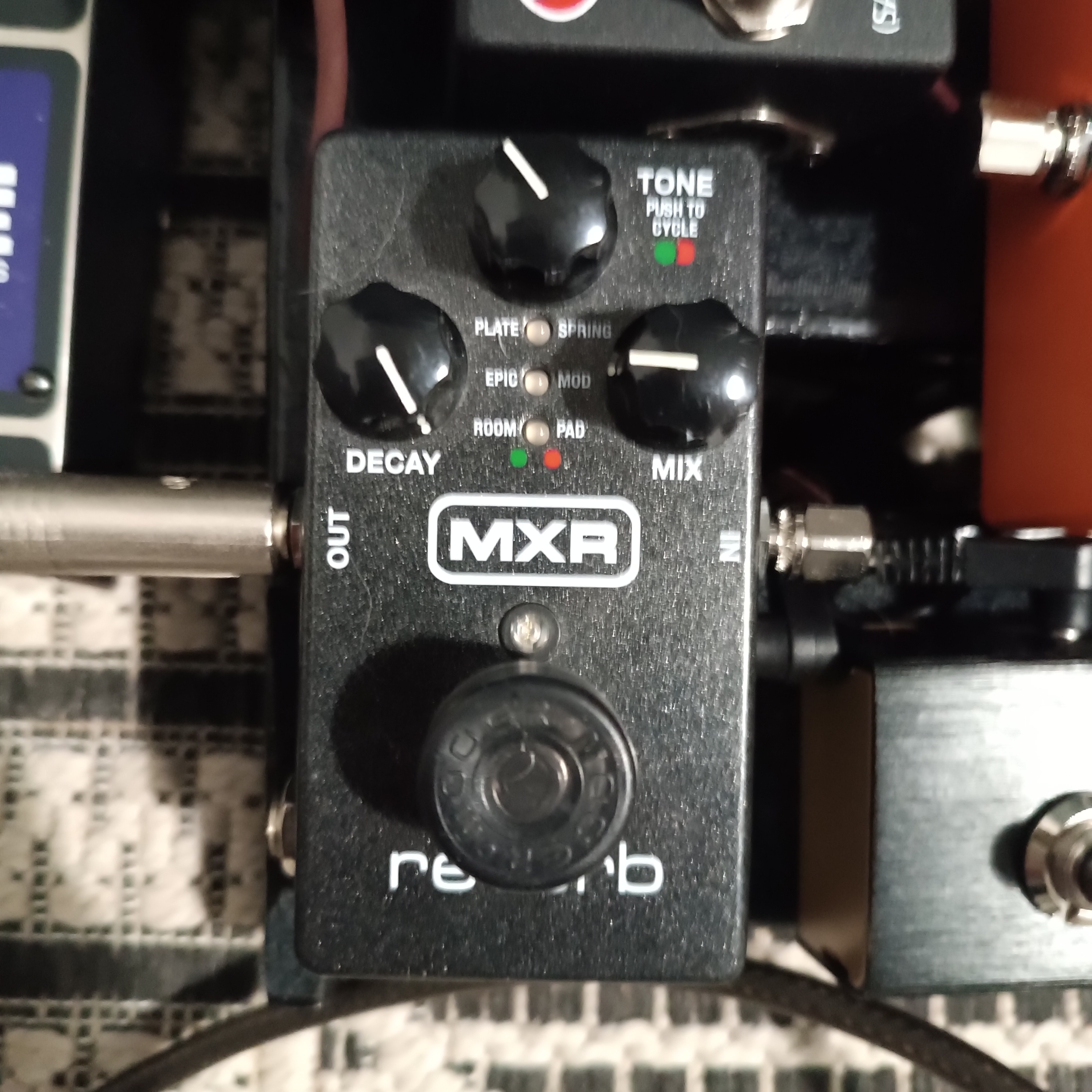 Vends Réverb MxR M300