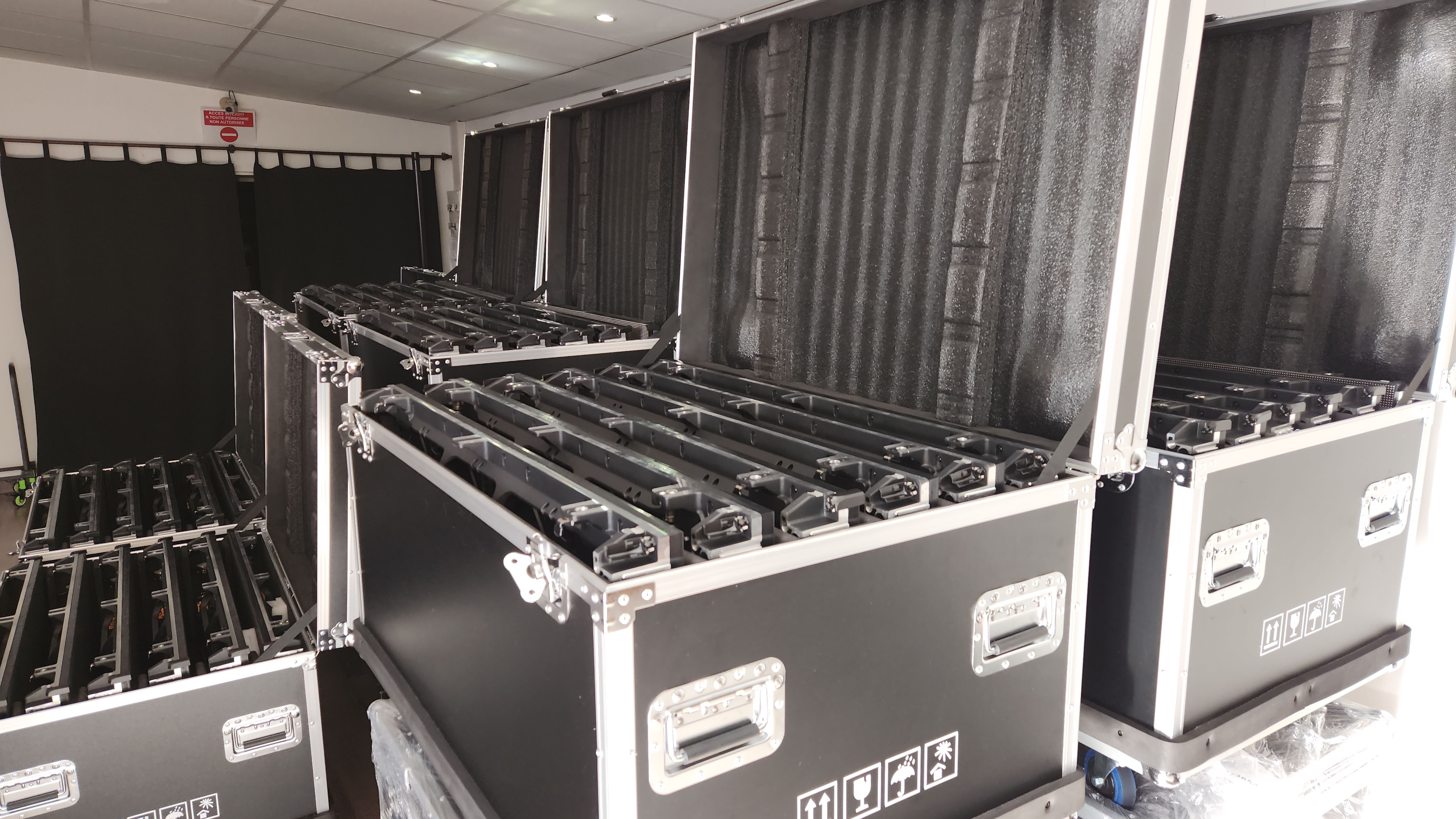 Ecran led P3.9 outdoor 1000x500mm