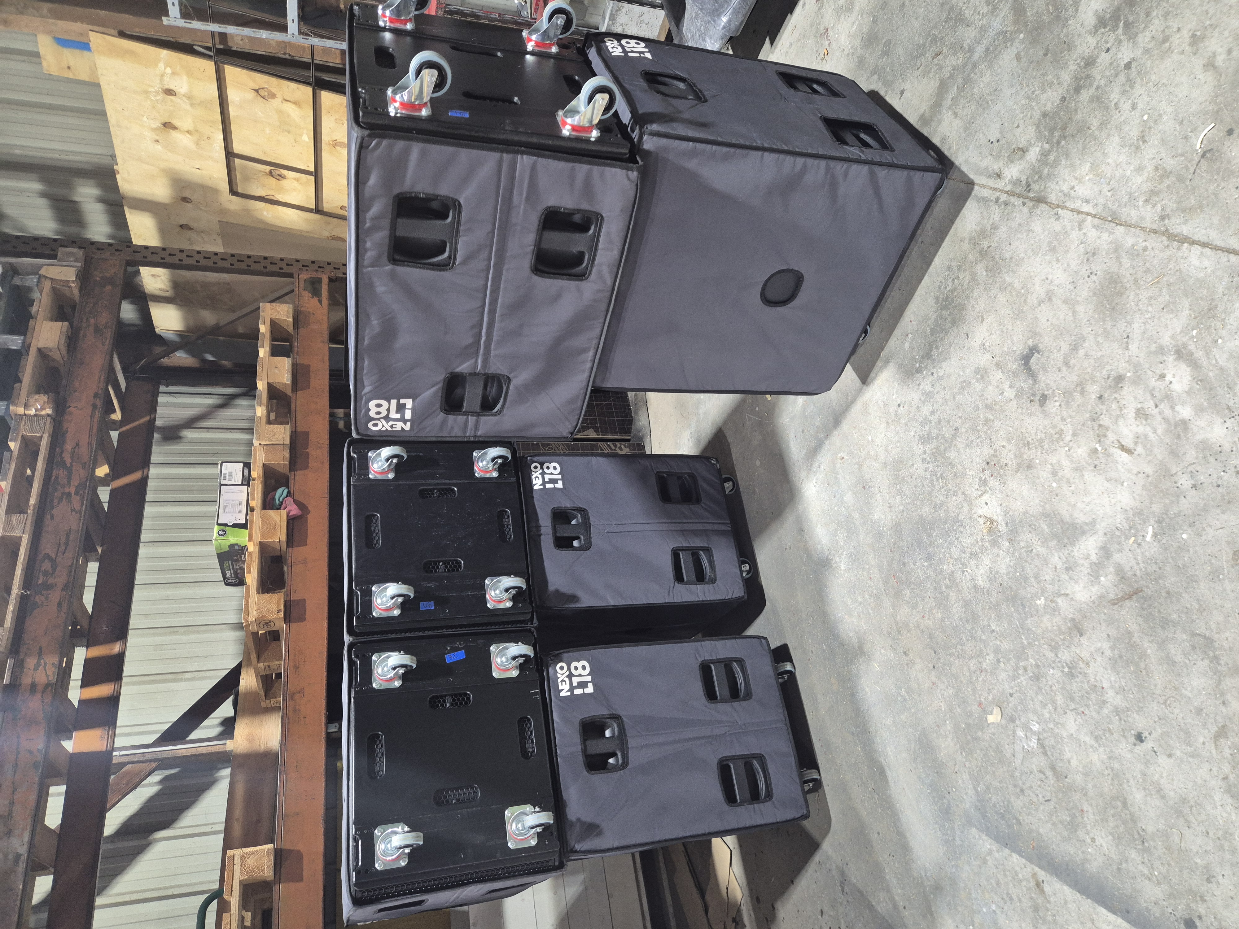 L18 neuf housse et skate 