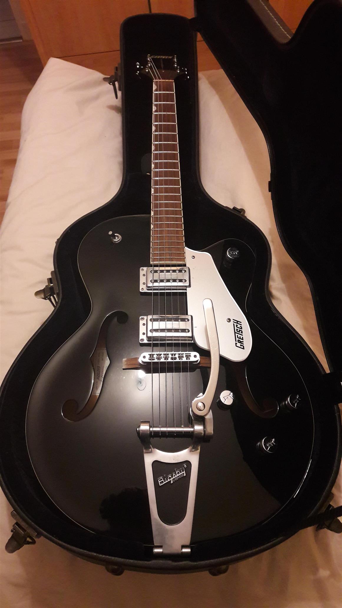 Vends Gretsch G5120 Electromatic Hollow Body Black