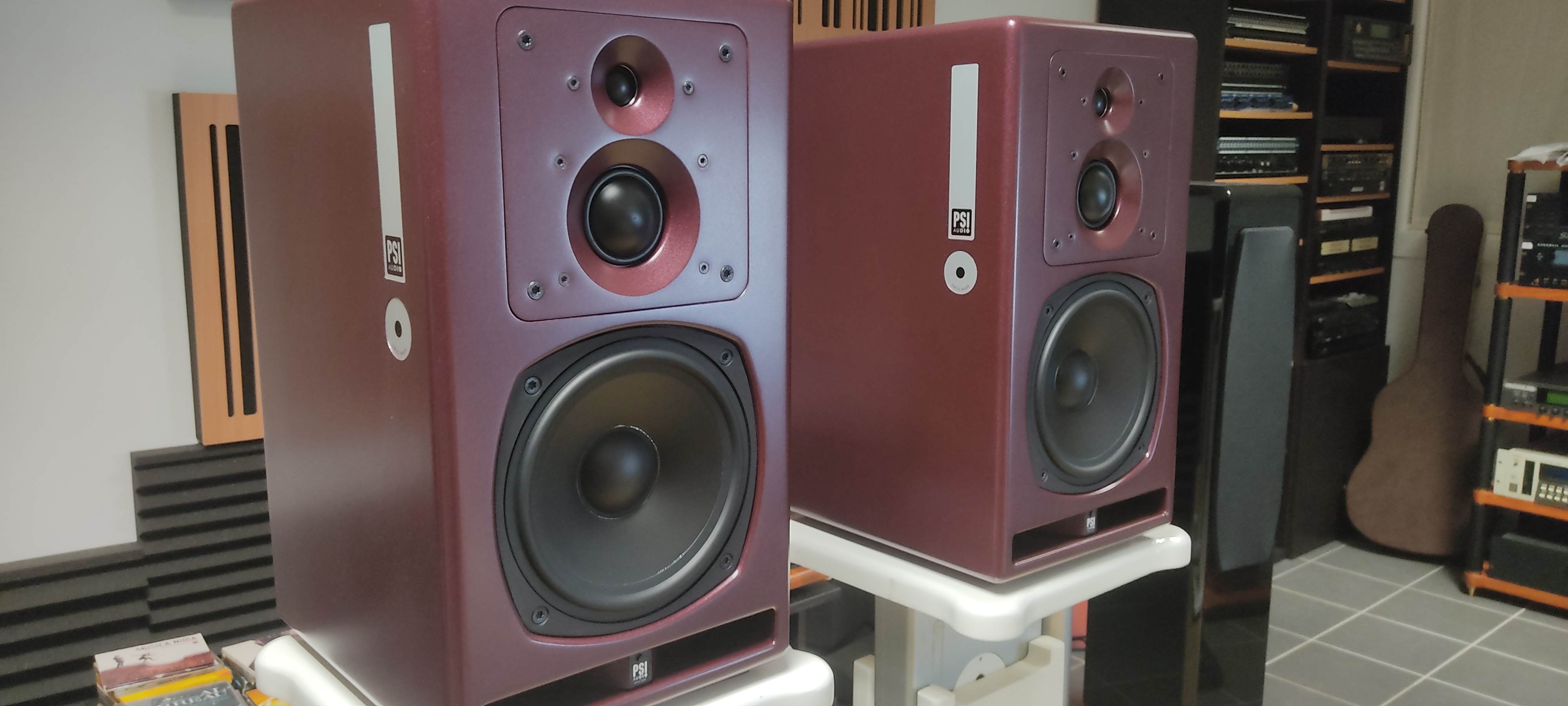 Psi Audio A23M Red Monitors amplifiés 3 voies 