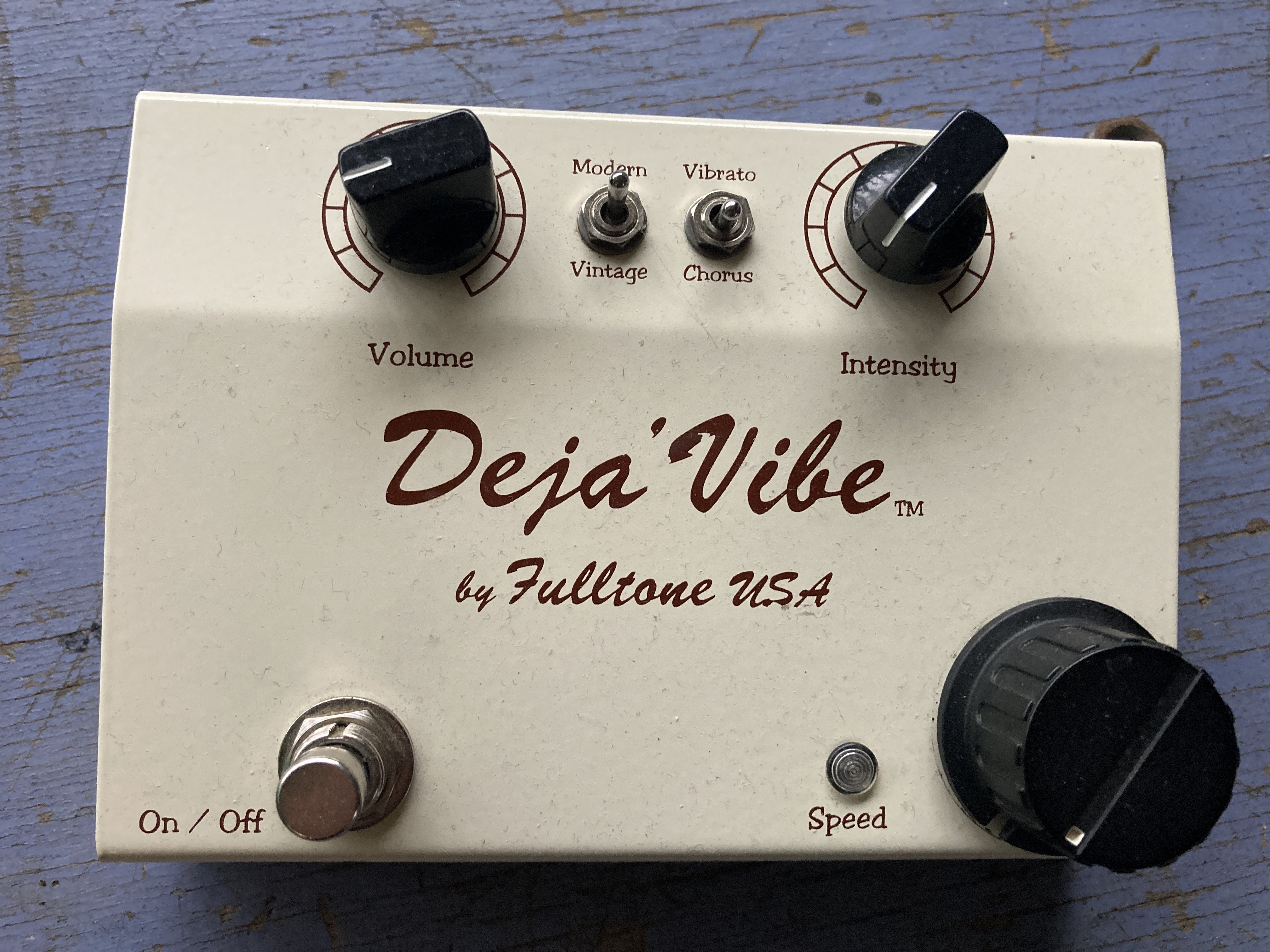 Vds Fulltone Mini Deja Vibe MDV-1 très bon état