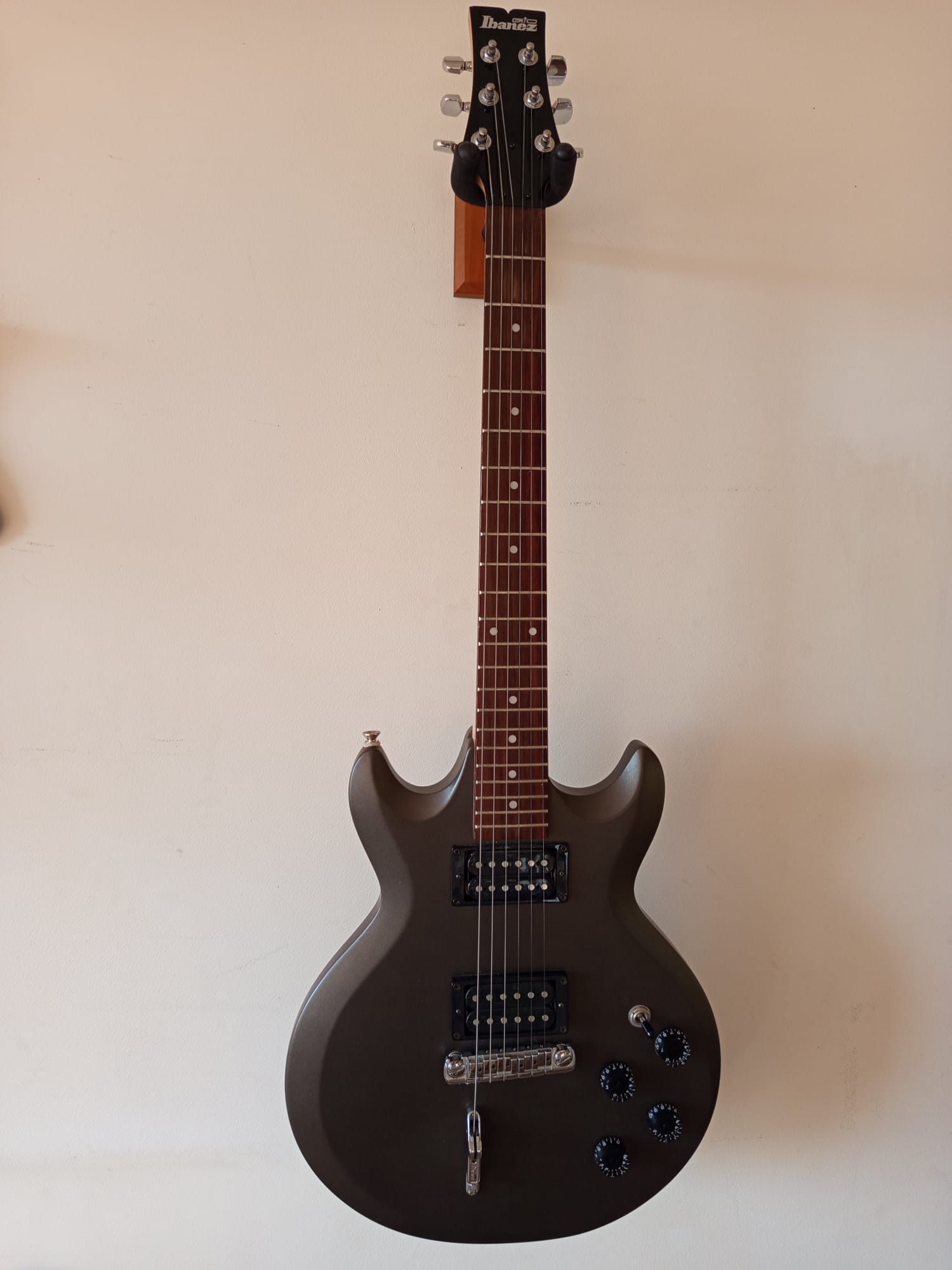 Ibanez GAX75