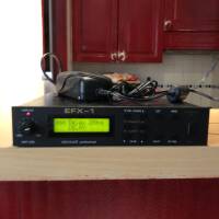 Vends EFX-1 multi-effect processor Viscount