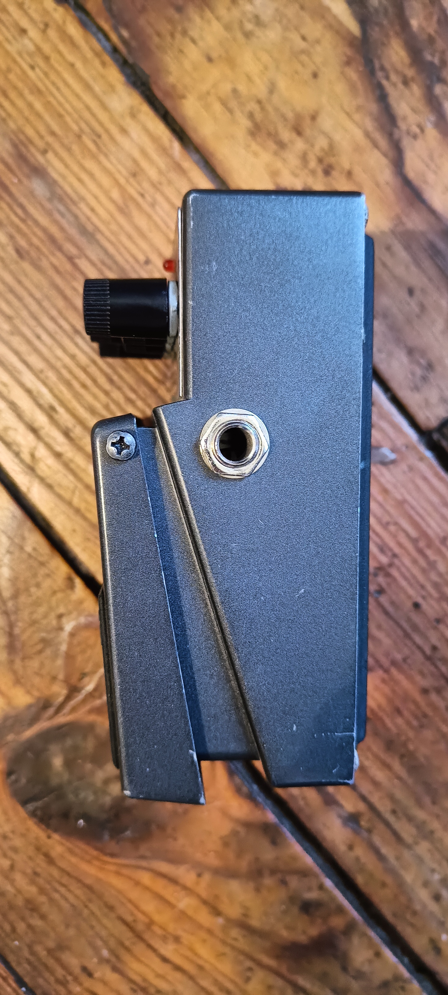 Vends Boss metal zone MT2