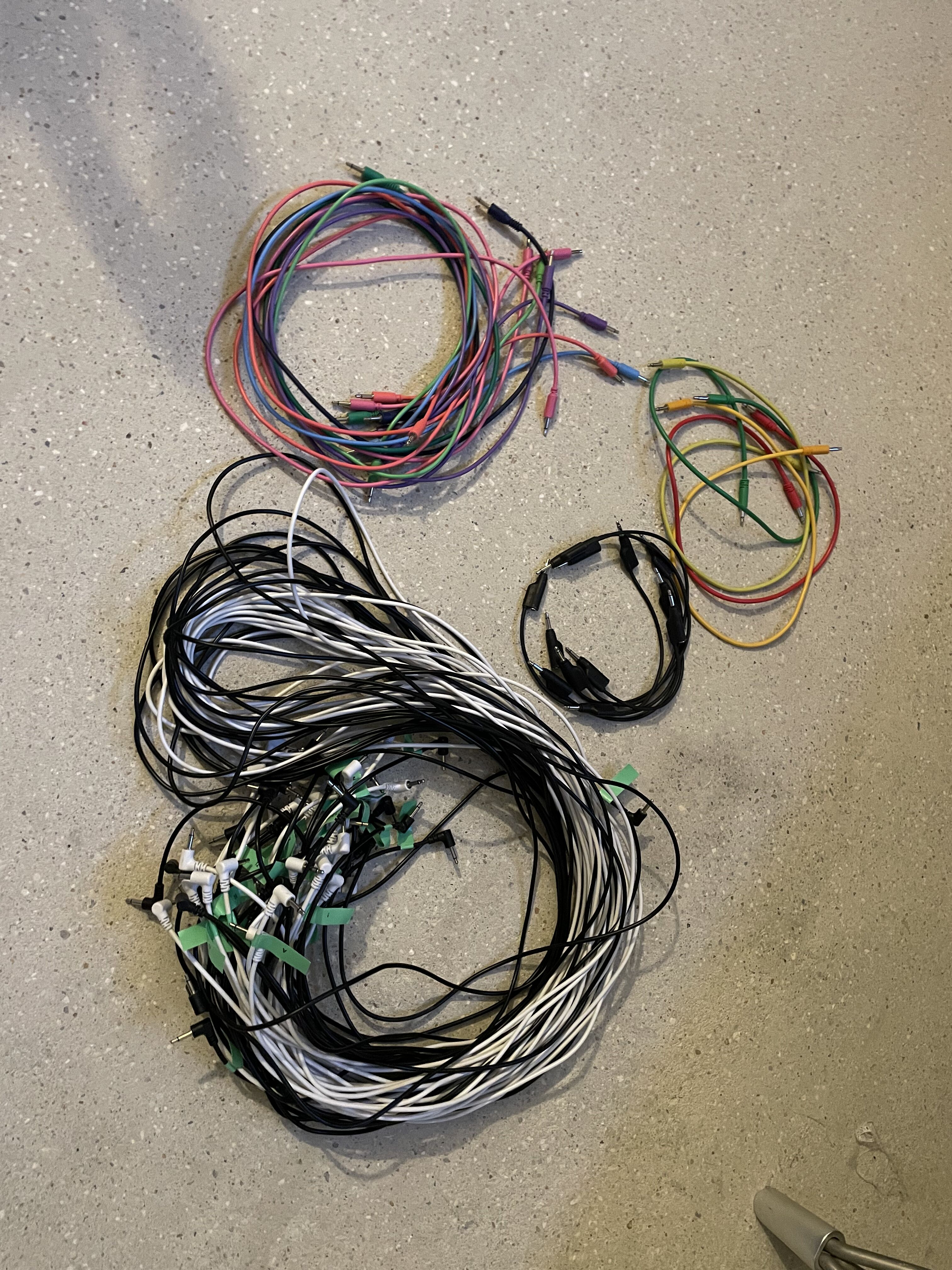 Vends lot de 50 cables eurorack