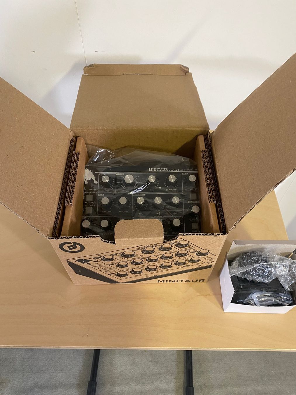 MOOG - Minitaur avec kit rack