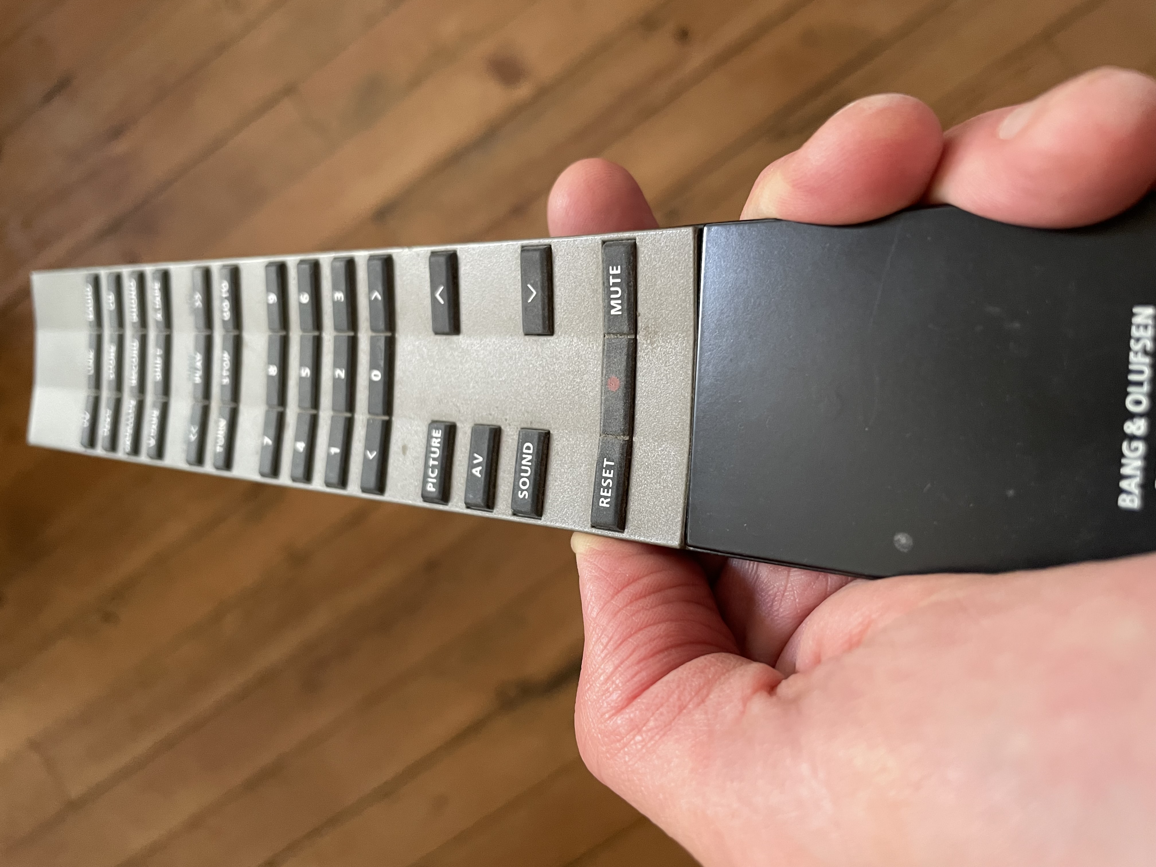 Telecommande b