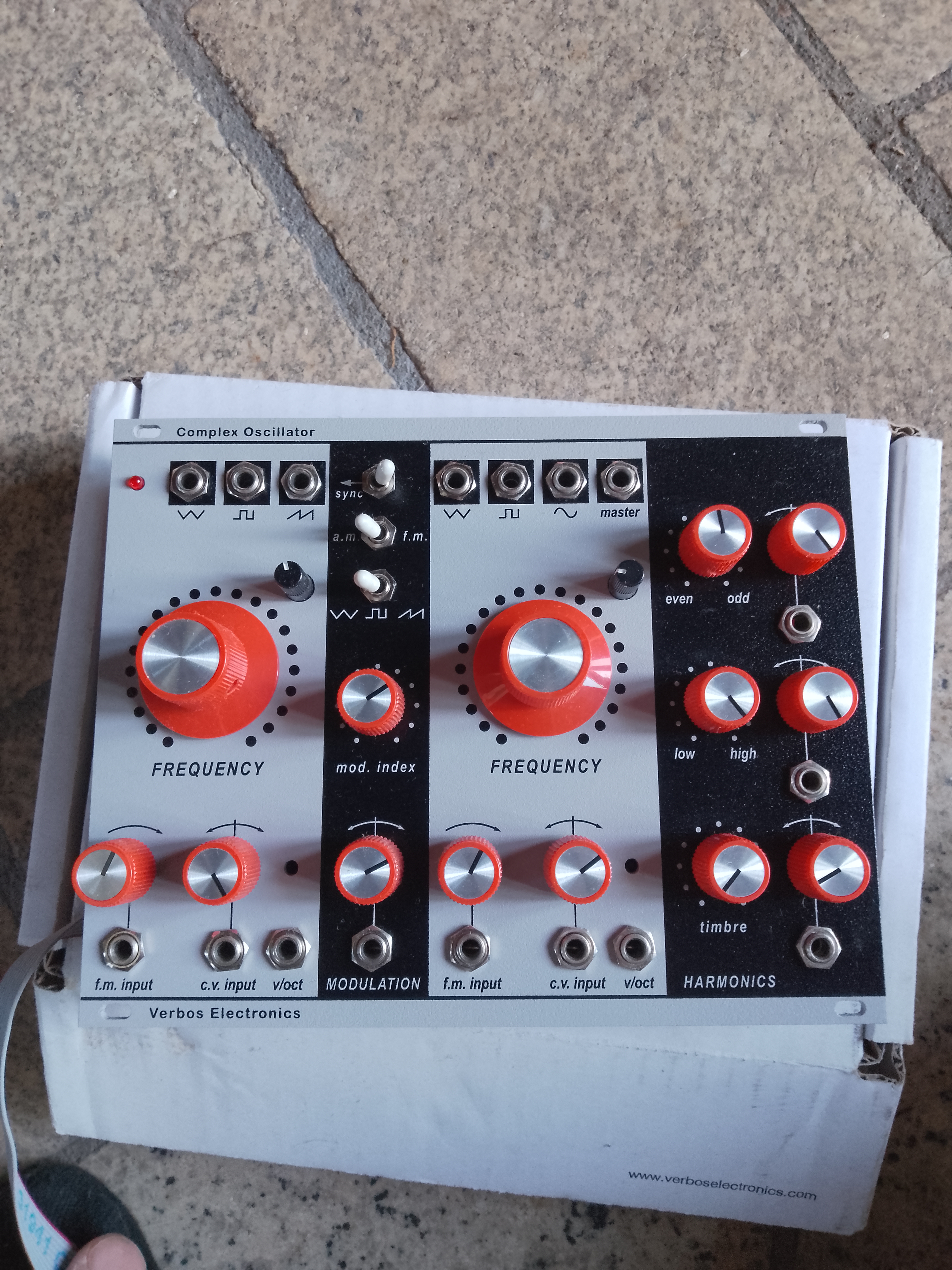 Vends Verbos Complex Oscillator en parfait état