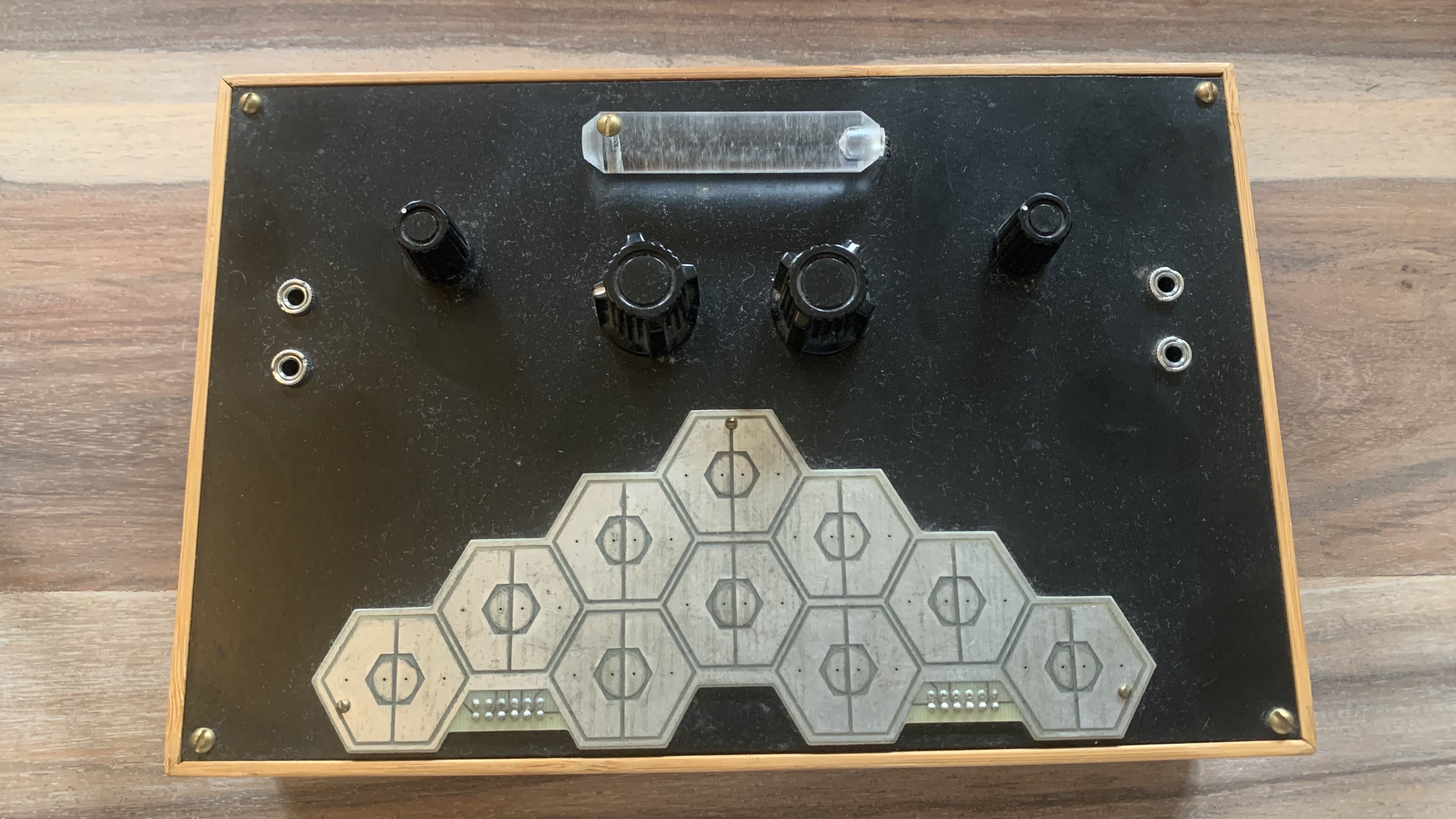 Vide Studio / Folktek Conduit Desktop Original