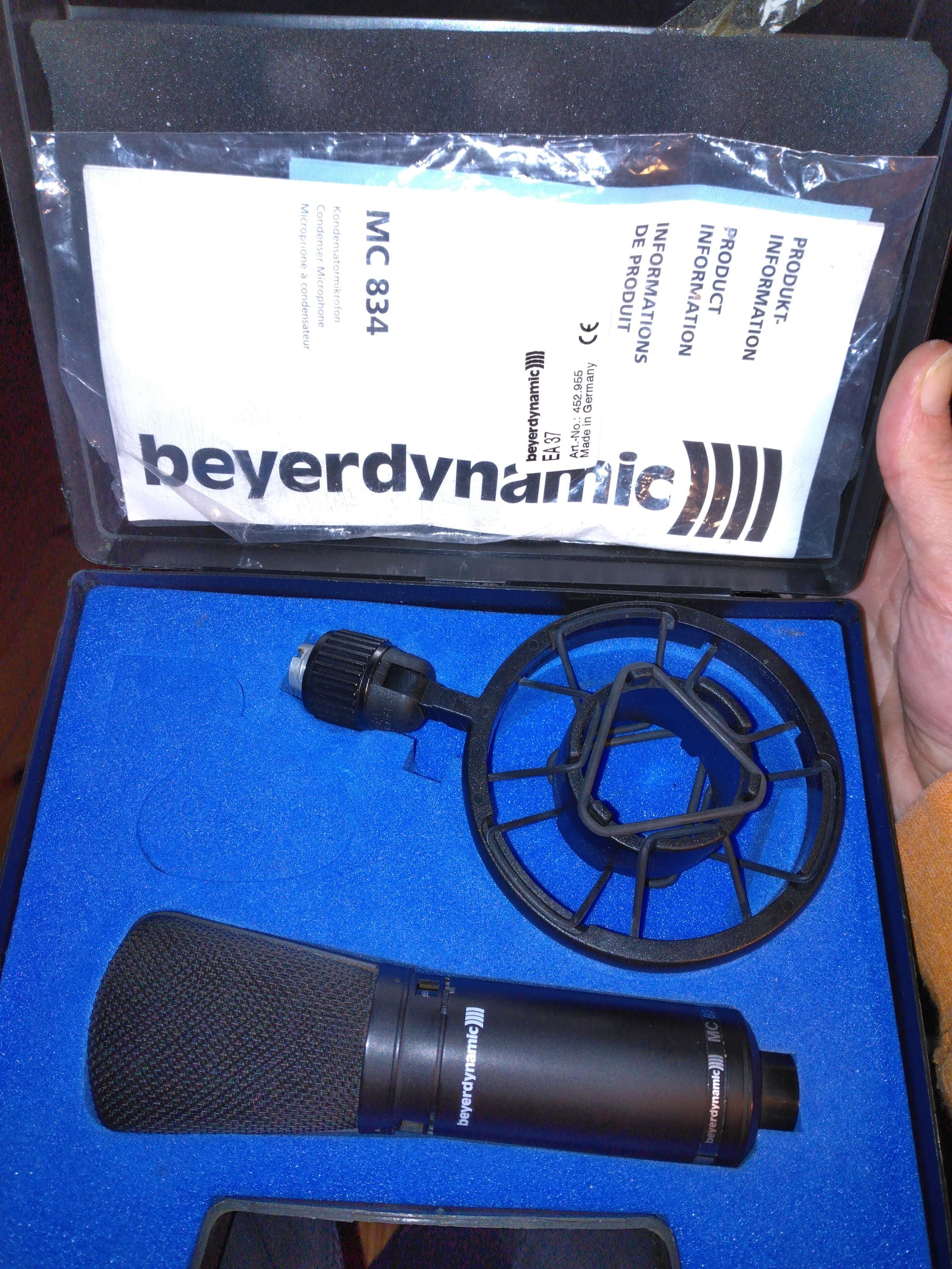 Beyerdynamic MC 834 (82505)
