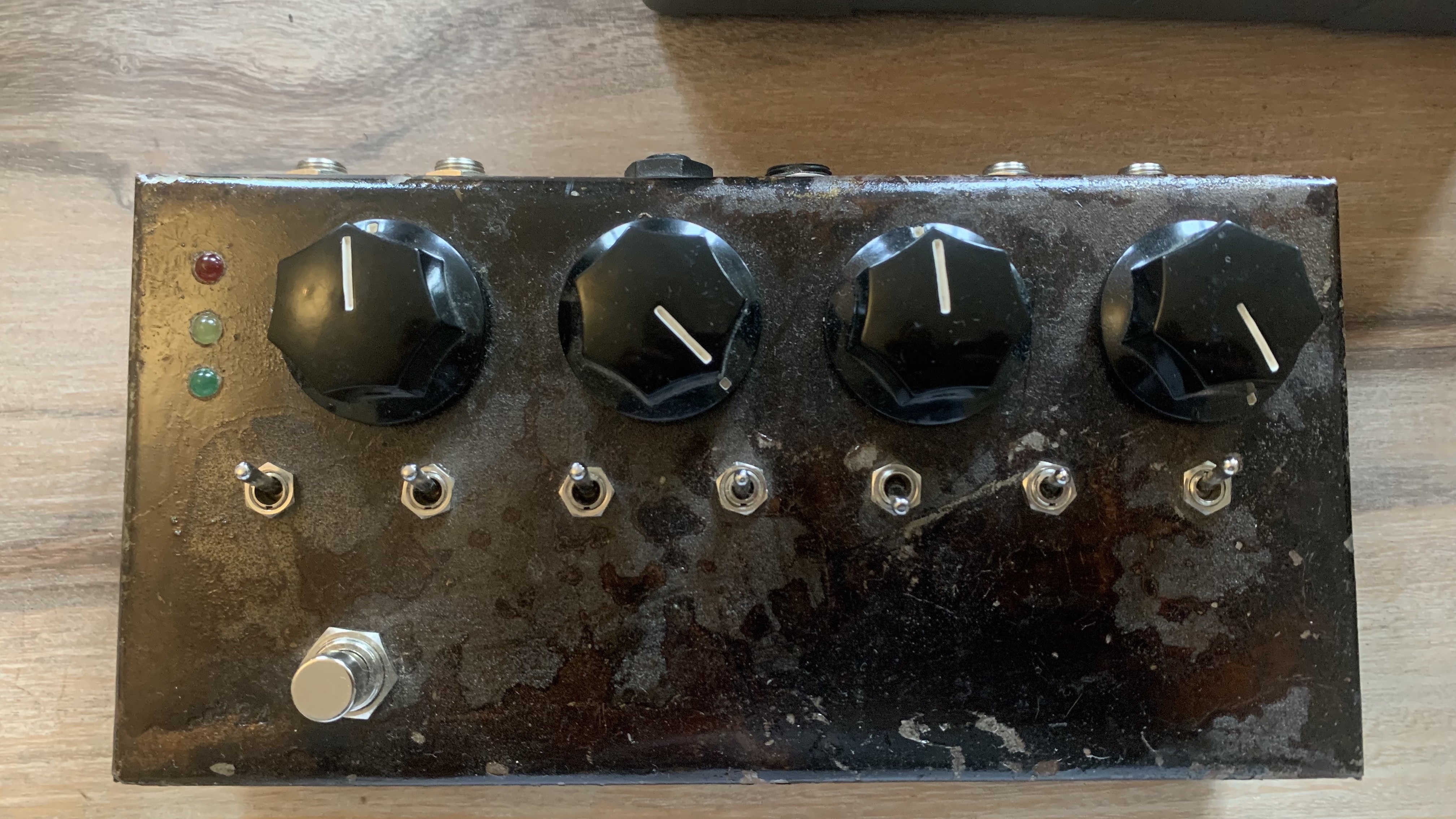 Vide Studio / Pedale Disto Fuzz RMA Dirty Doper