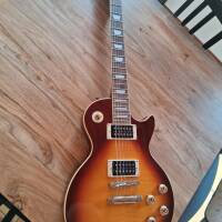 Vends Epiphone by Gibson Slash Les Paul Standard november burst avec étui