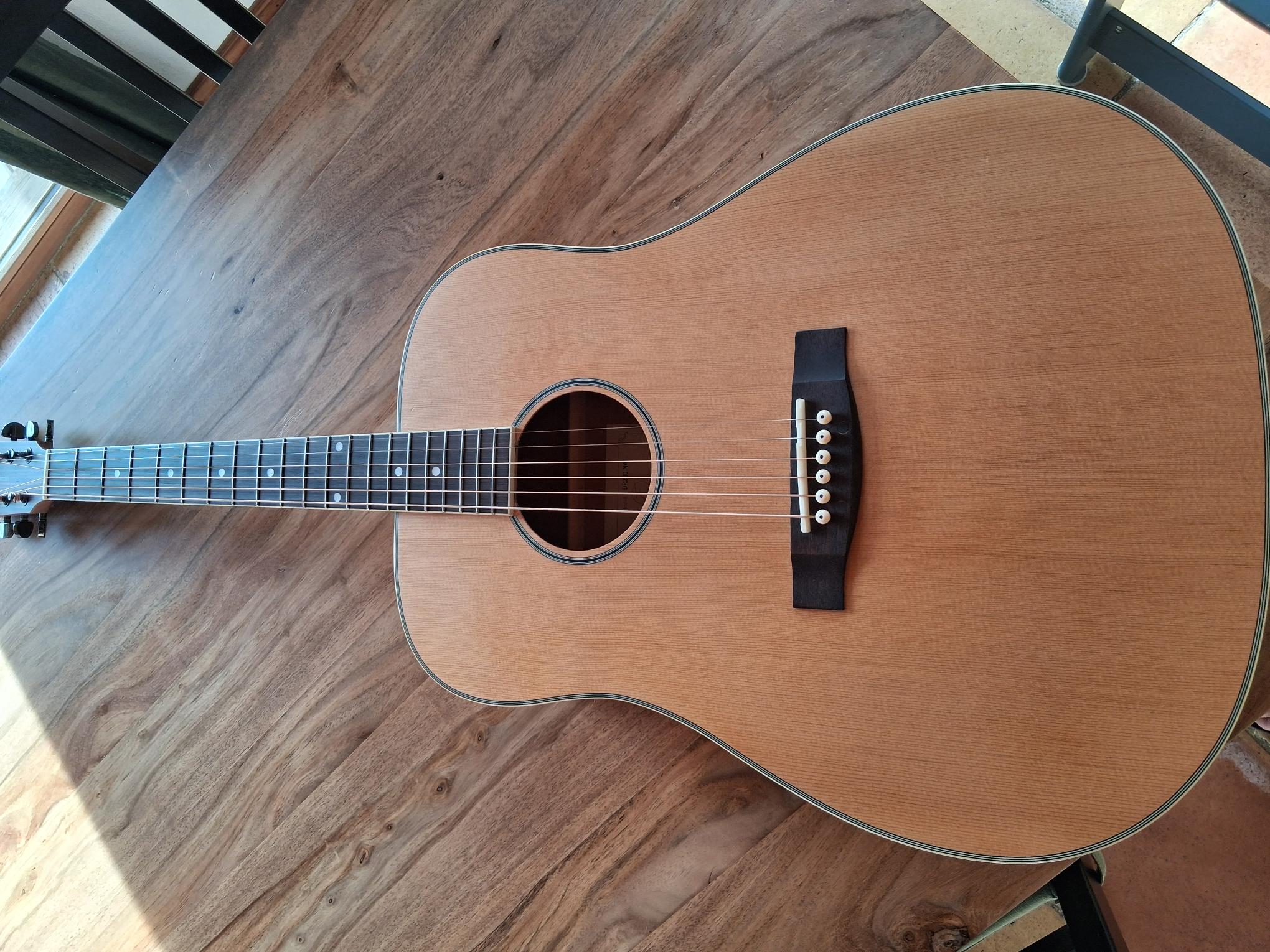 Vends Guitare Folk Dreadnought Eastone DR200 NAT