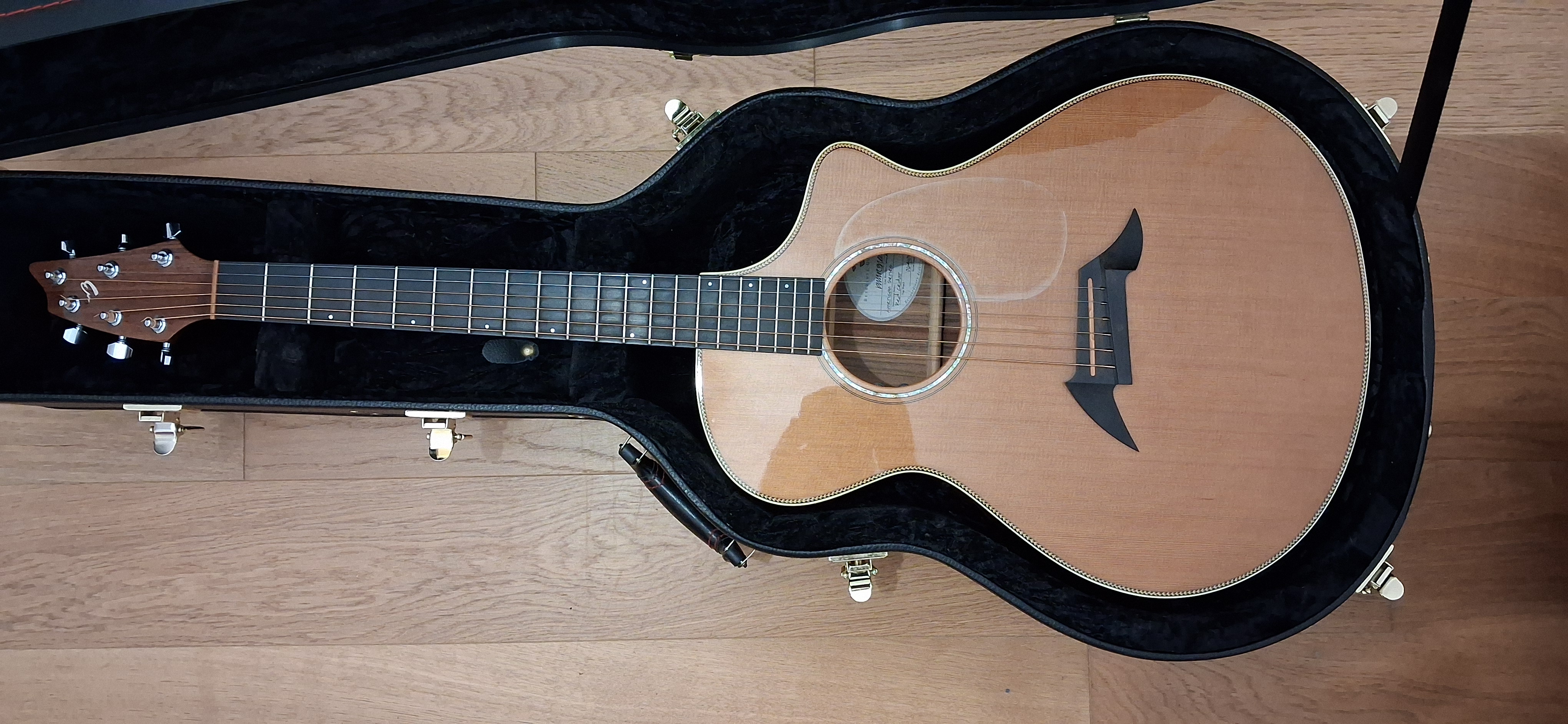 Vends guitare Breedlove 
