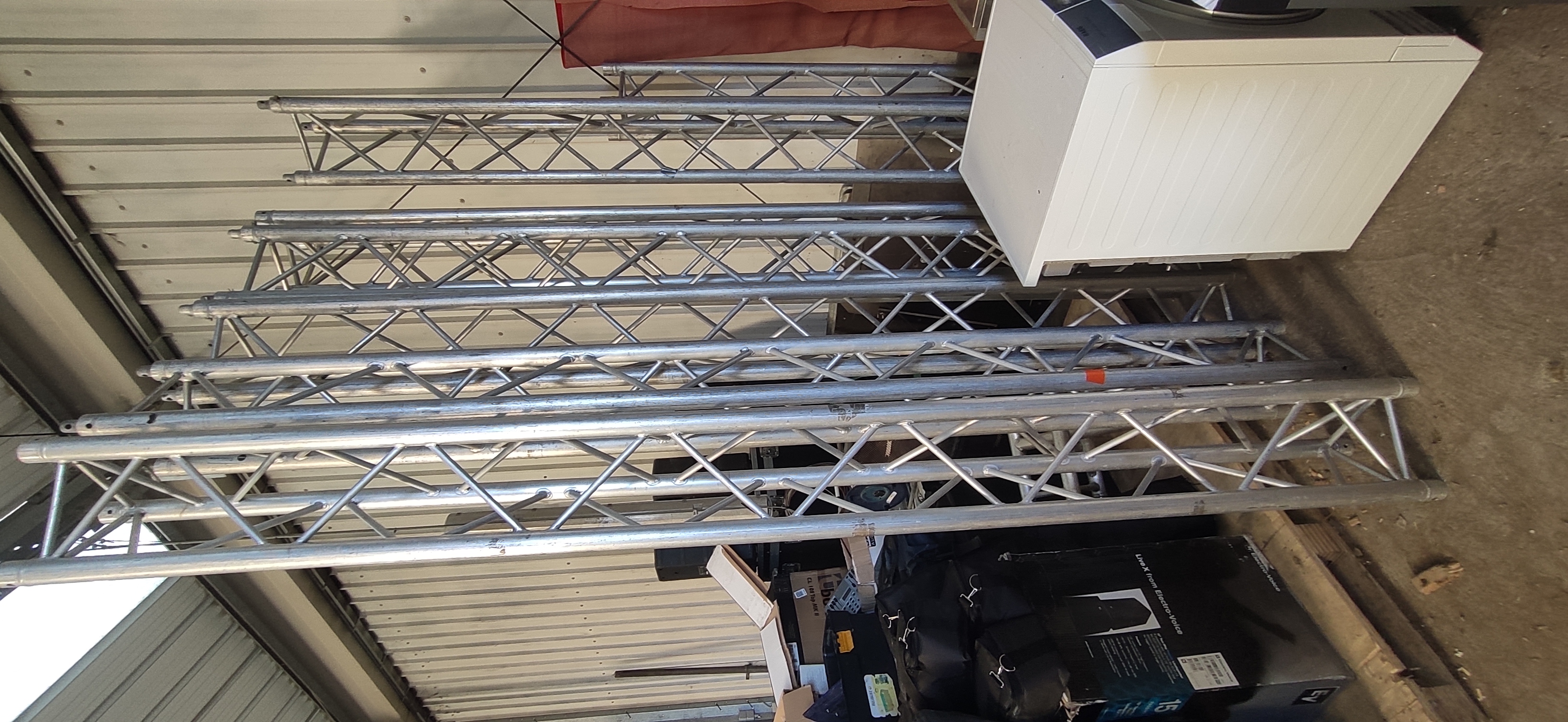 Lot de 6 structures alu F33 – 3 m – pont lumière