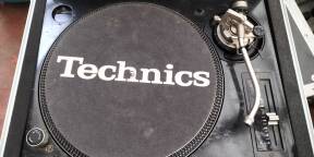 2 x Technics SL-1210M5G + flight-cases – édition anniversaire – sans cellule