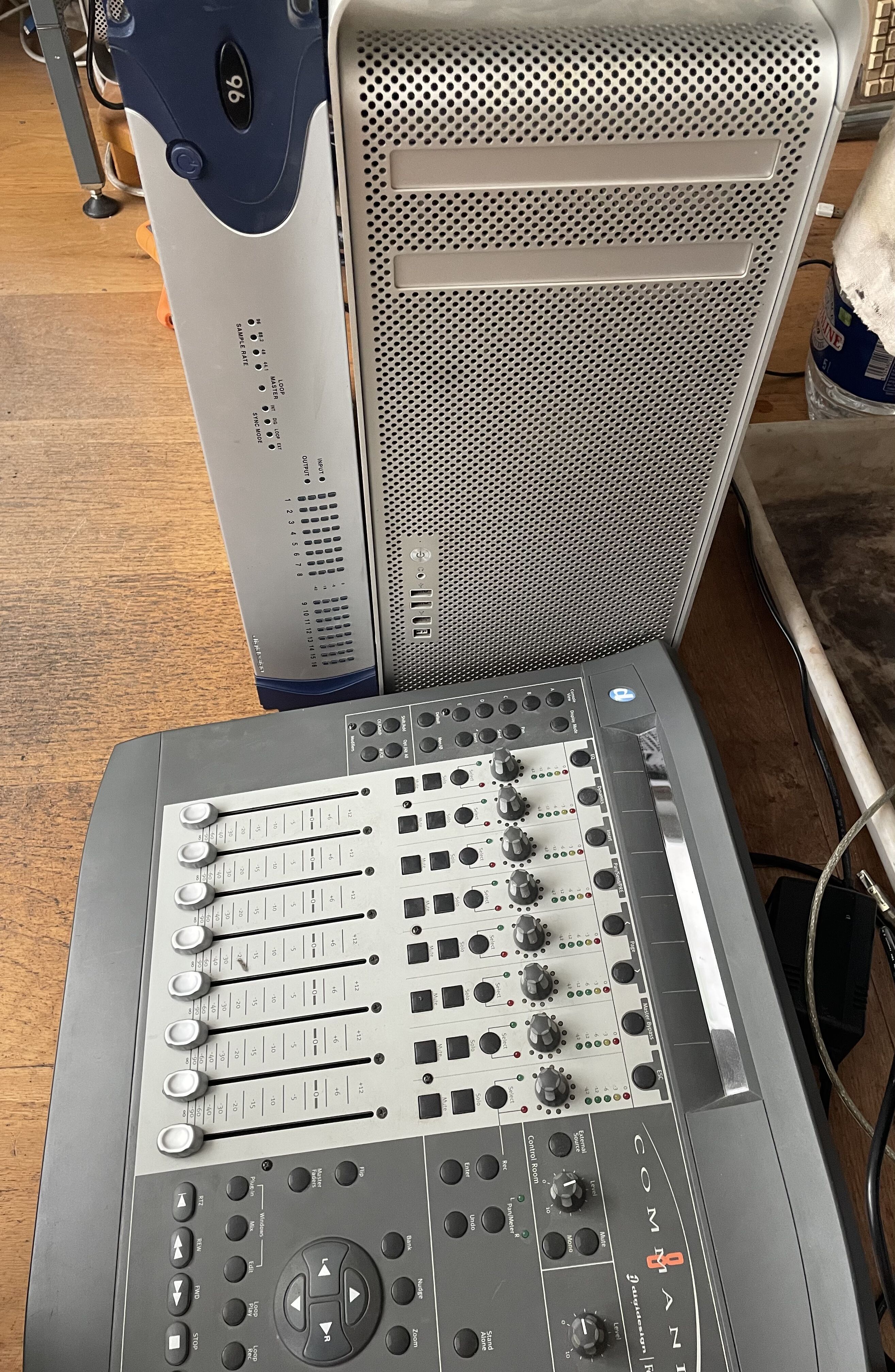 Vd station Pro Tools 10 HD3 + Digi96 + Command 8