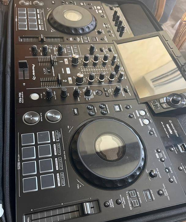 Vends XDJ-RX3 