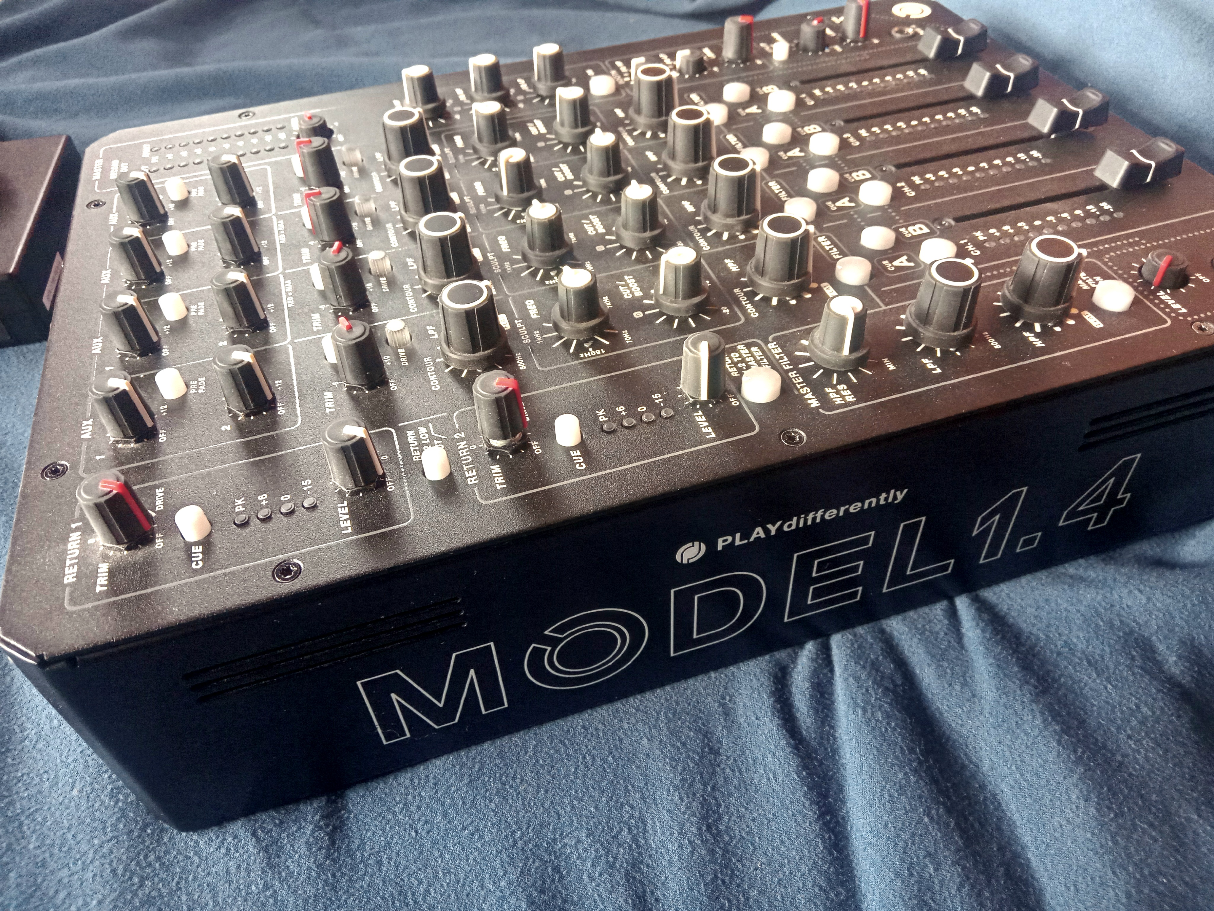 Vends Playdifferently model 1.4