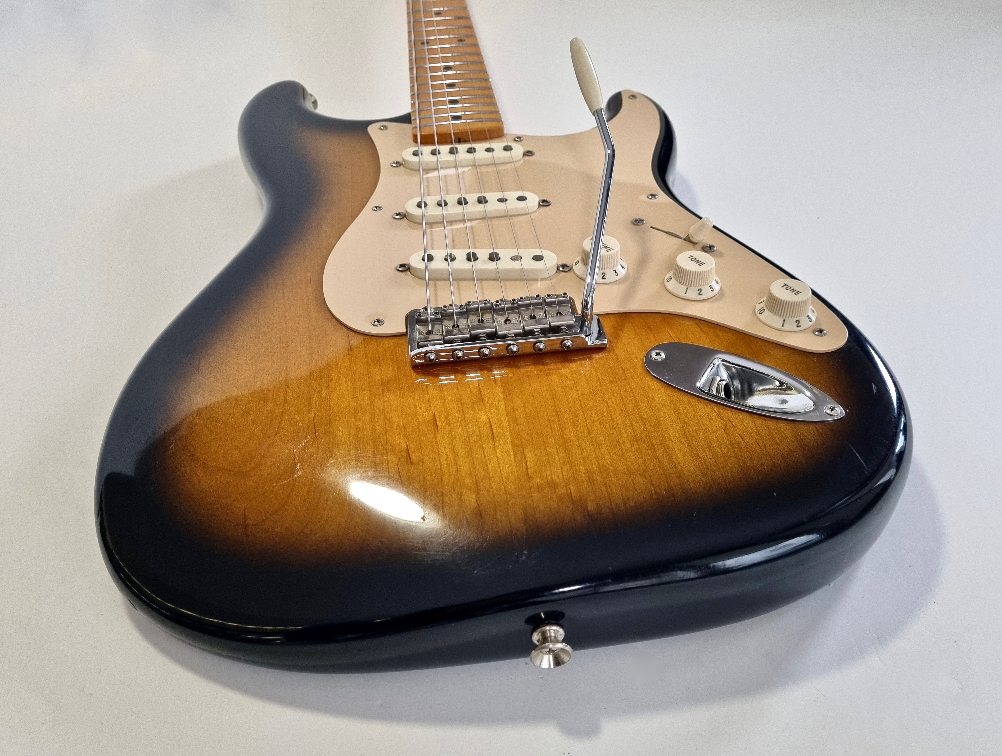 Fender Eric Johnson Stratocaster Maple (63015)