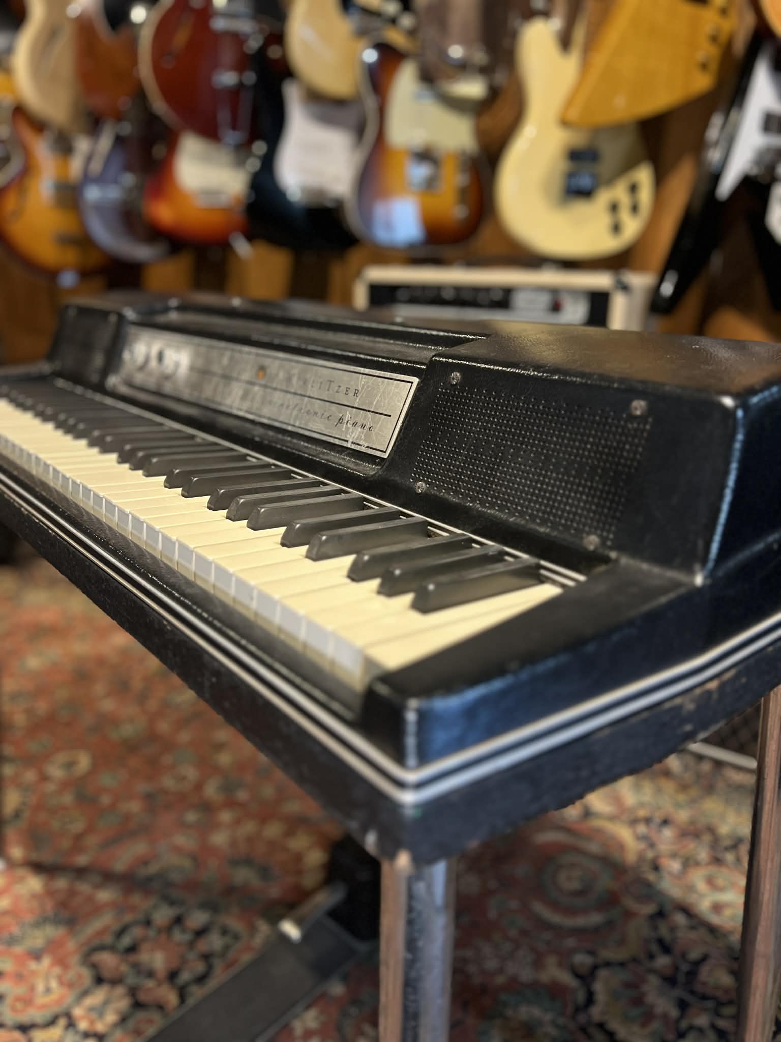 Wurlitzer 200A - entièrement révisé/accordé