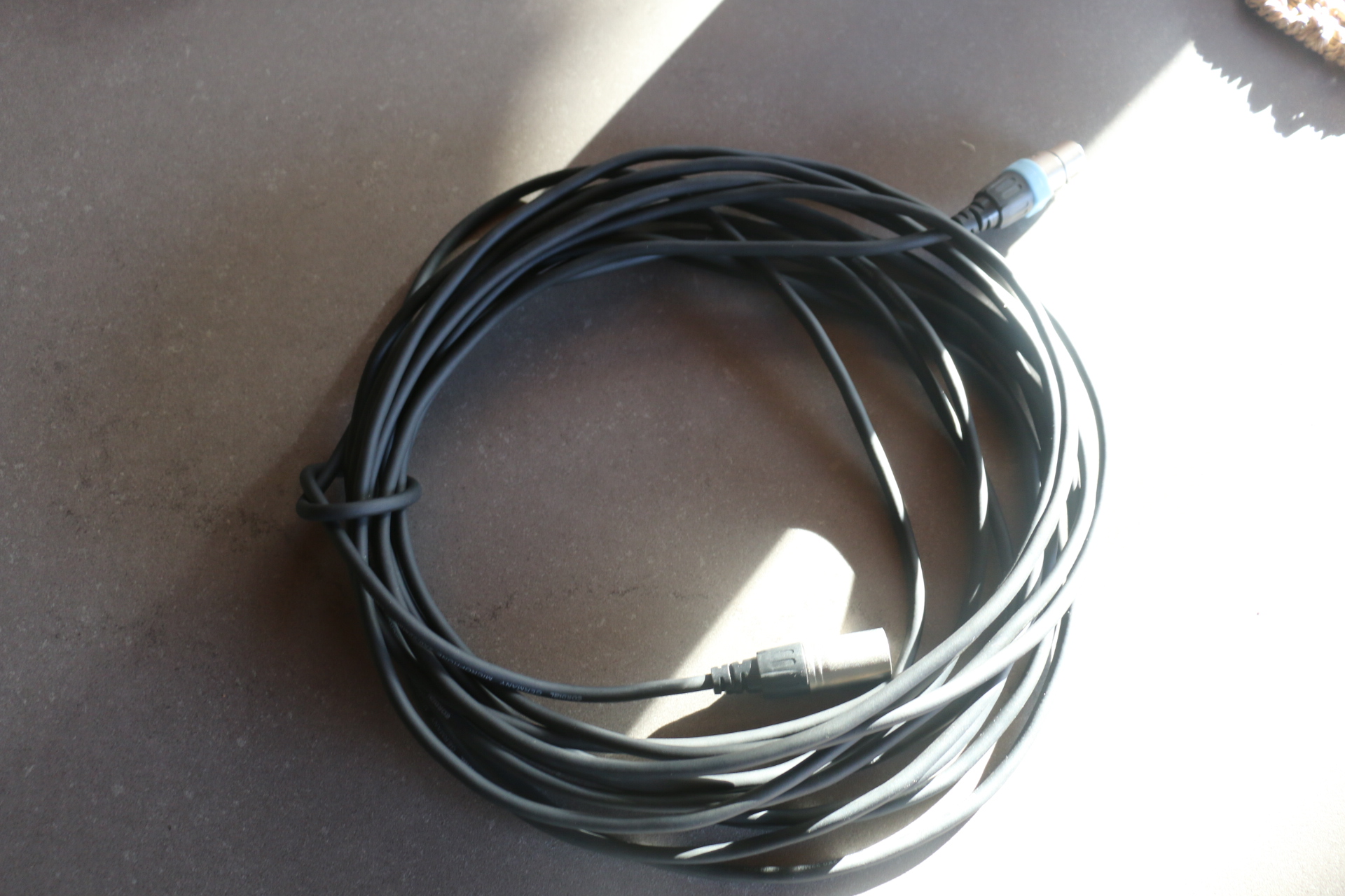 Vends cable XLR 6 m Cordial état nickel
