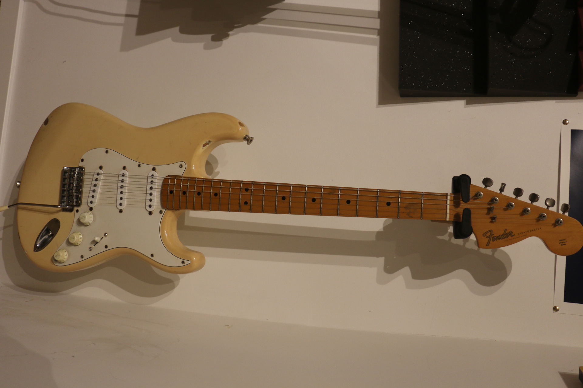 Vends Stratocaster 1986  Manche Mapple, Micro Strativarius