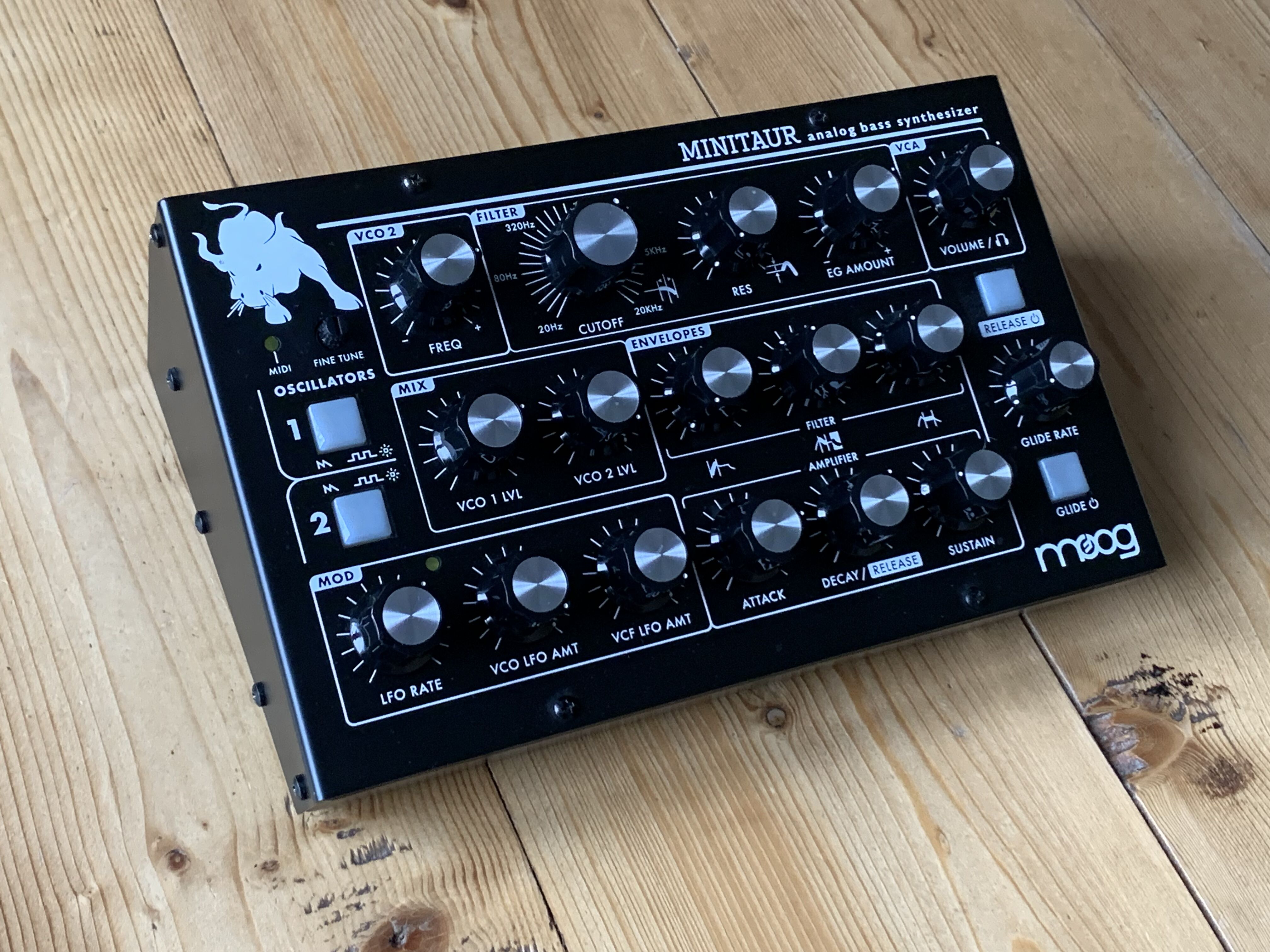 Vends MOOG Minitaur en très bon état