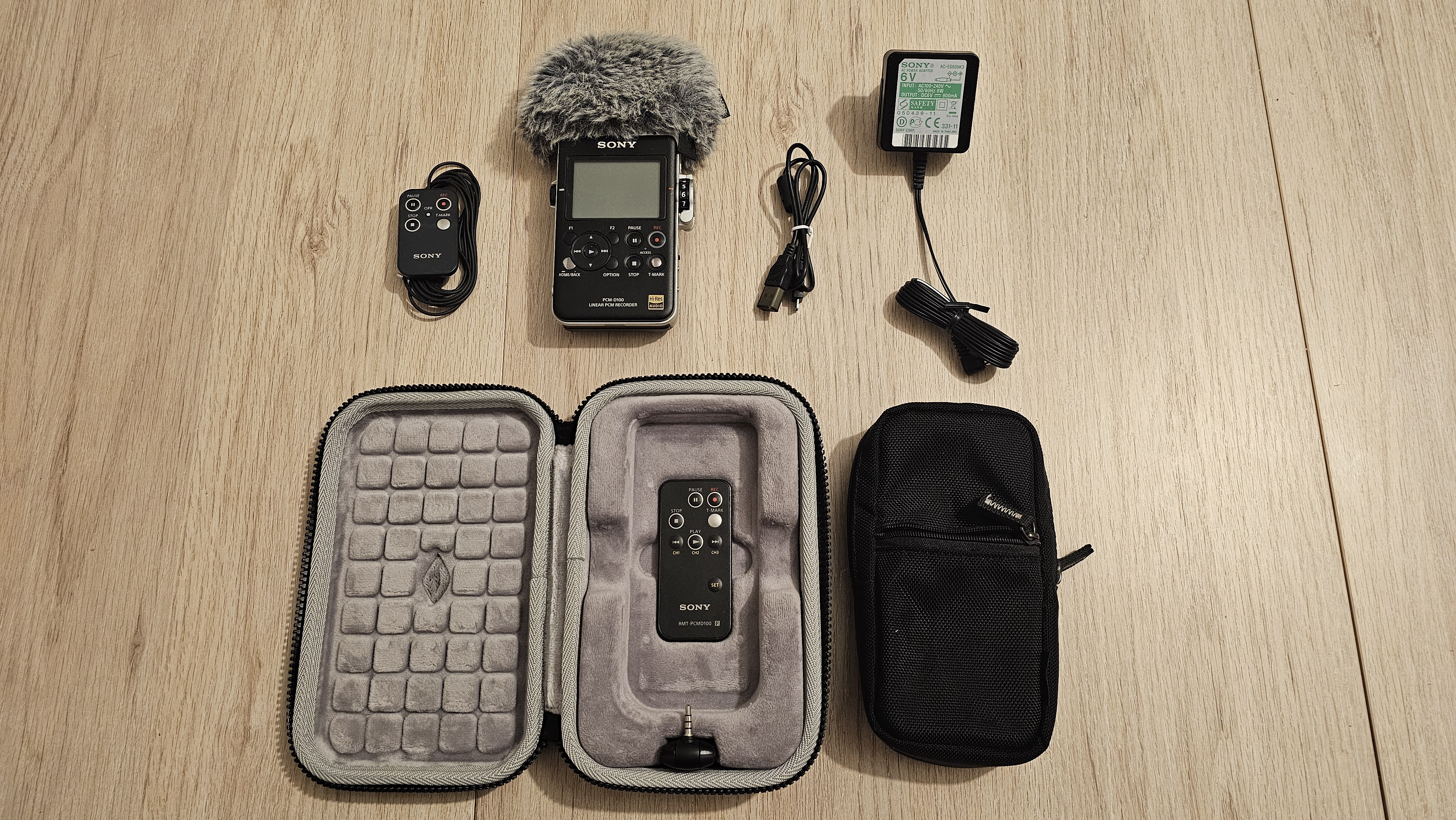 Vends Sony PCM-D100 ultra complet, comme neuf