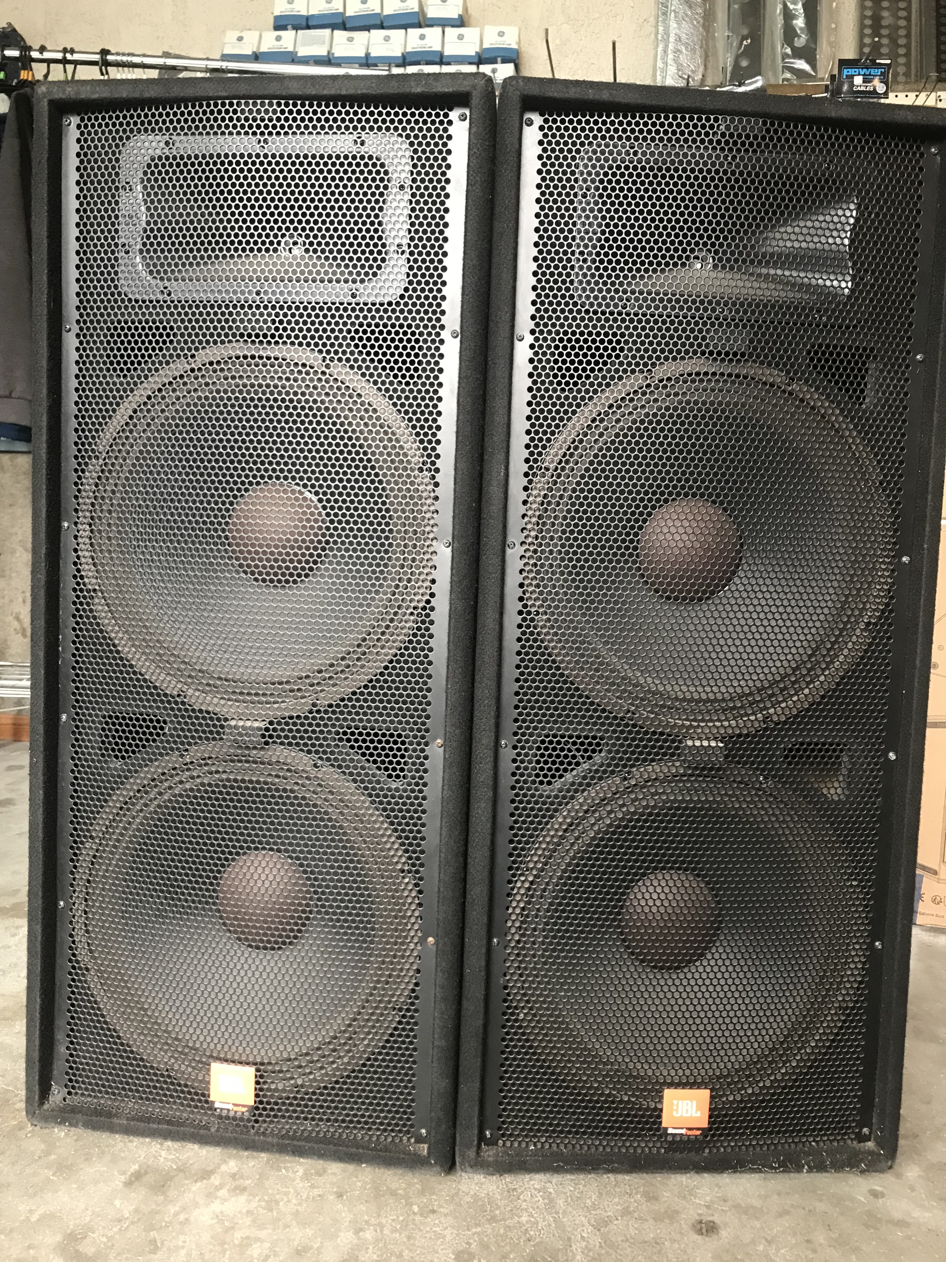 Vends JBL SOUND FACTOR SF25