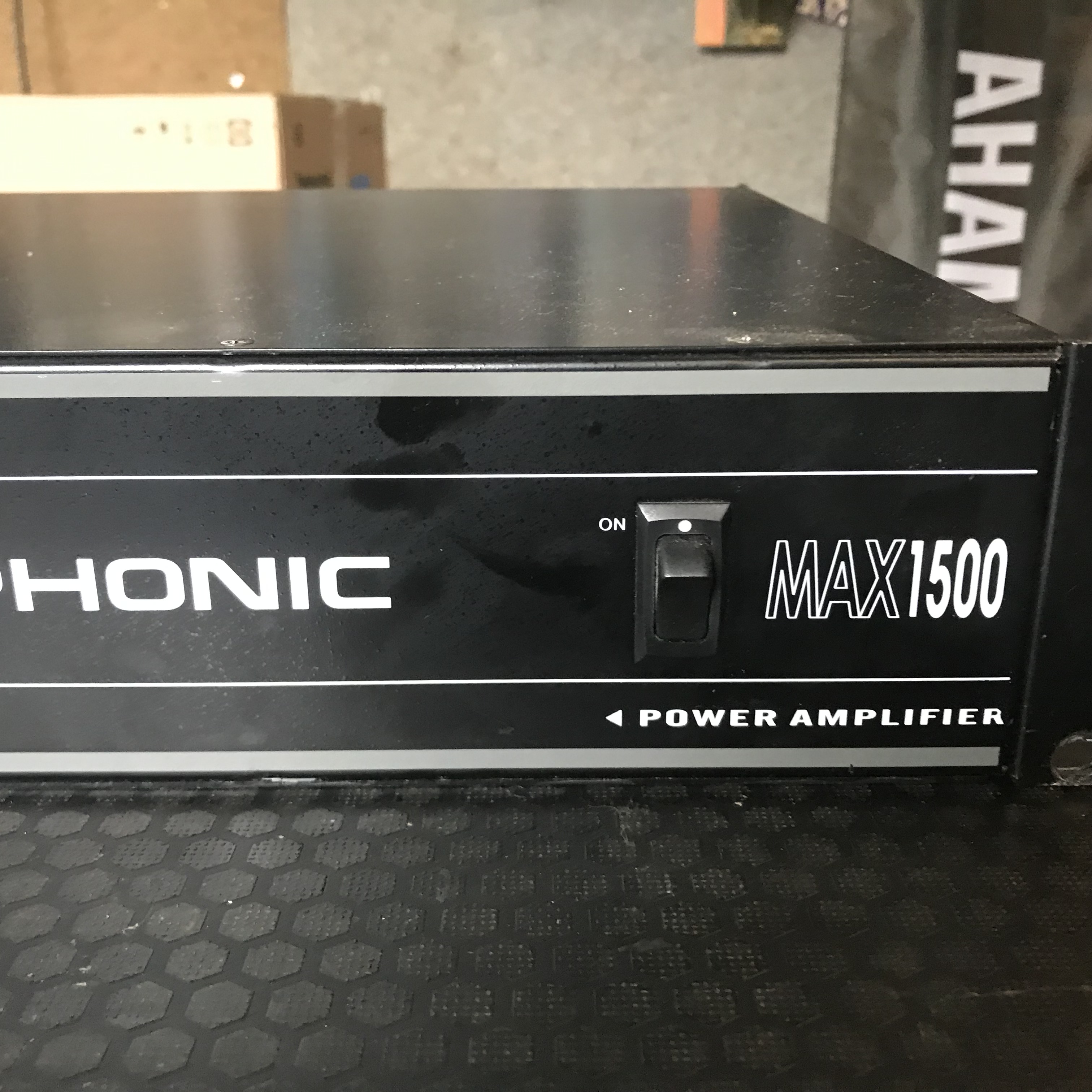 Phonic MAX1500 (49137)