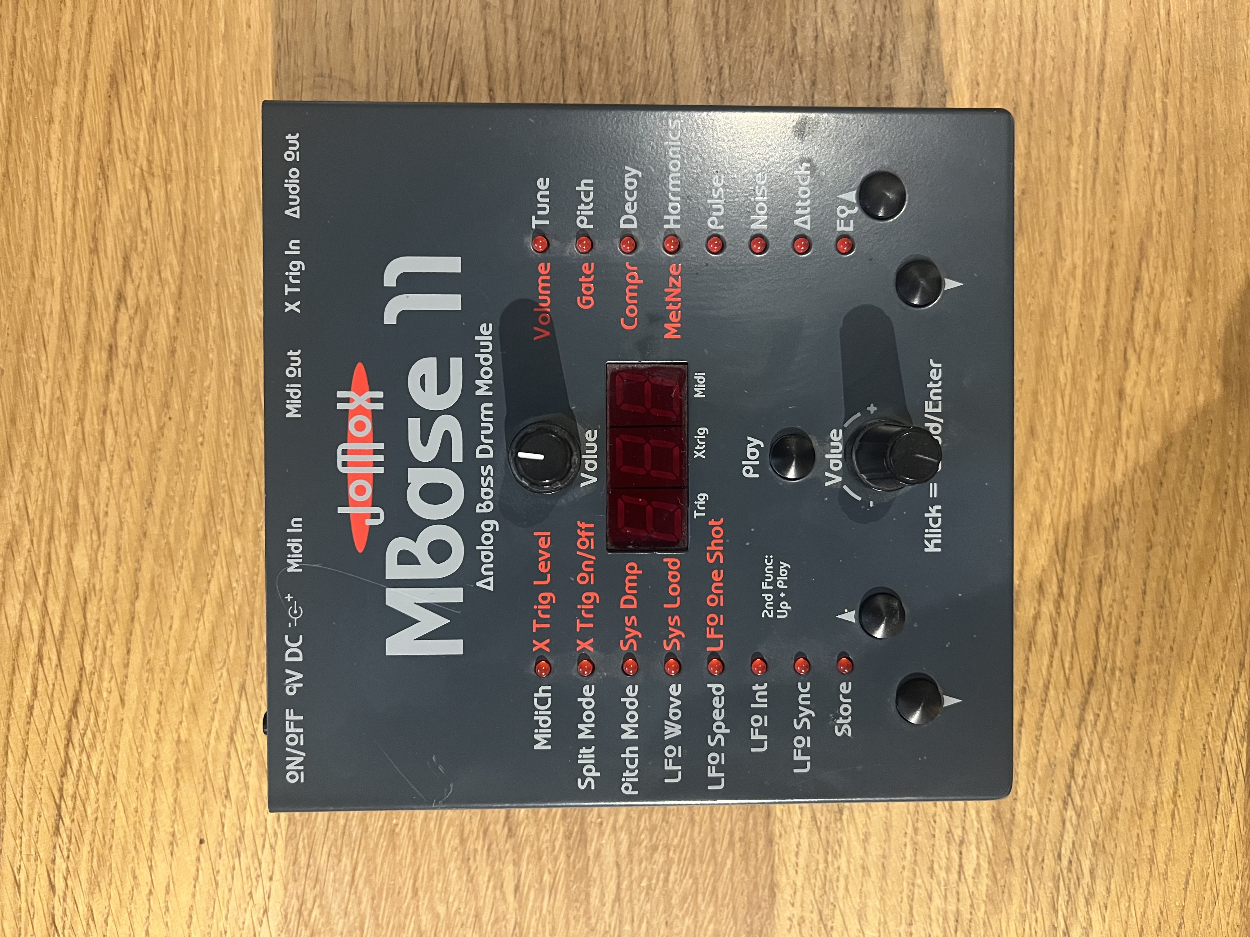 Vends Jomox Mbase 11 