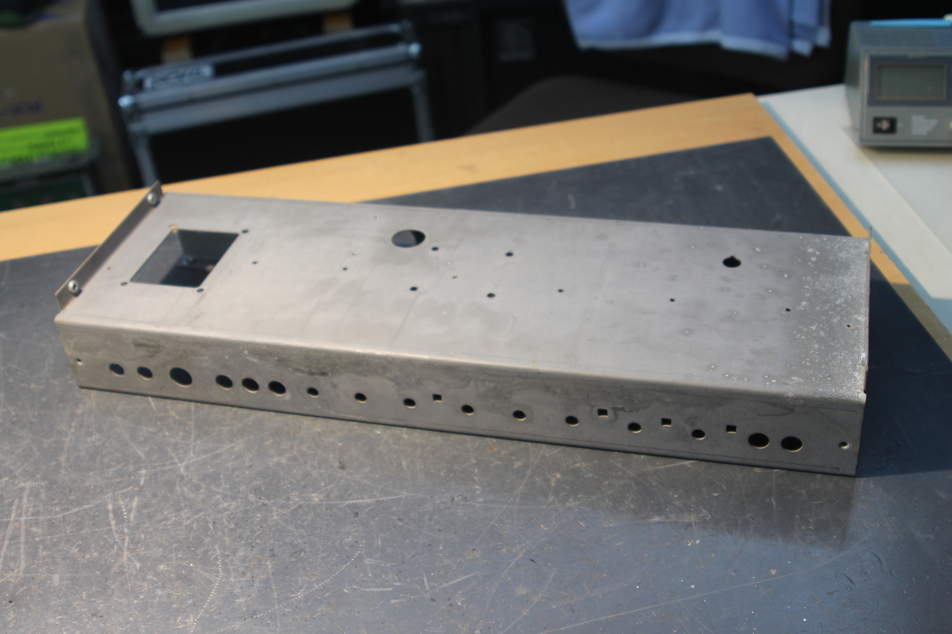 Chassis vide ampli Fender Hot Rod