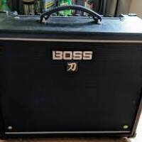 Vds dans le 06 un ampli Boss Katana 50 MK2