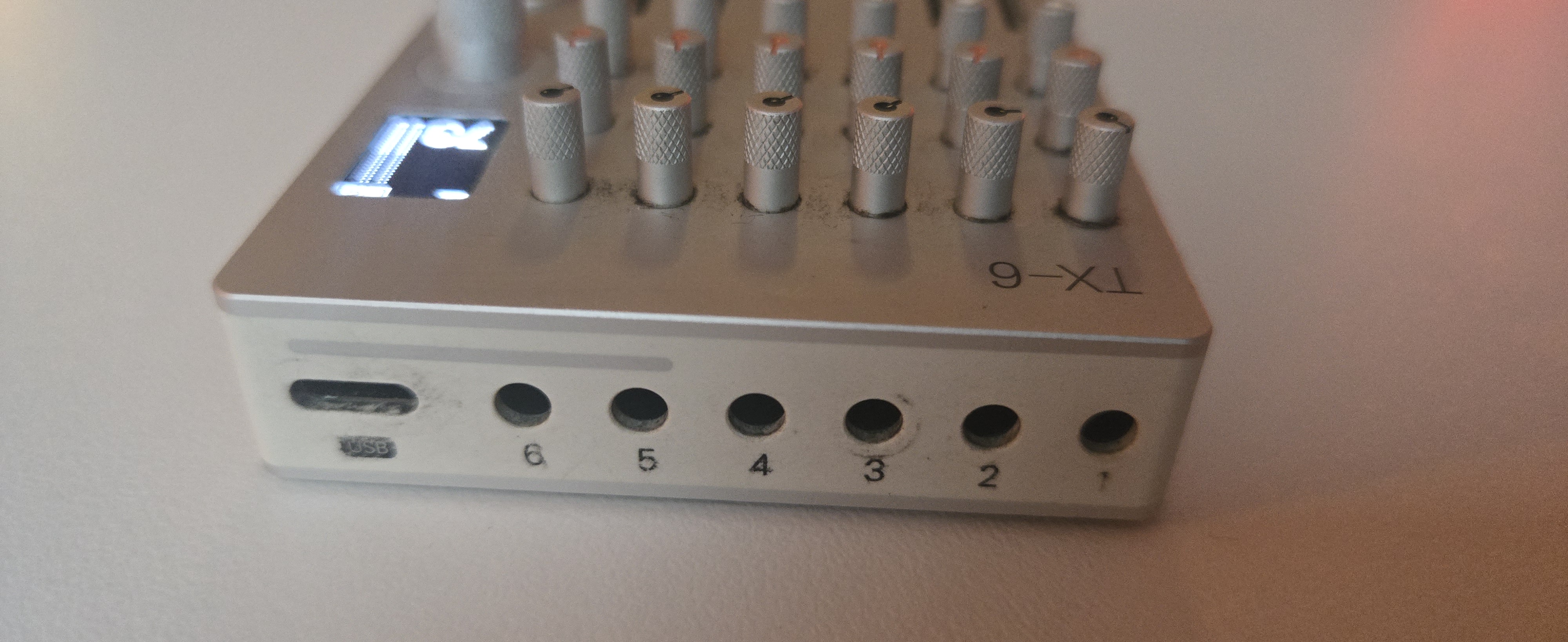 Teenage Engineering TX6 